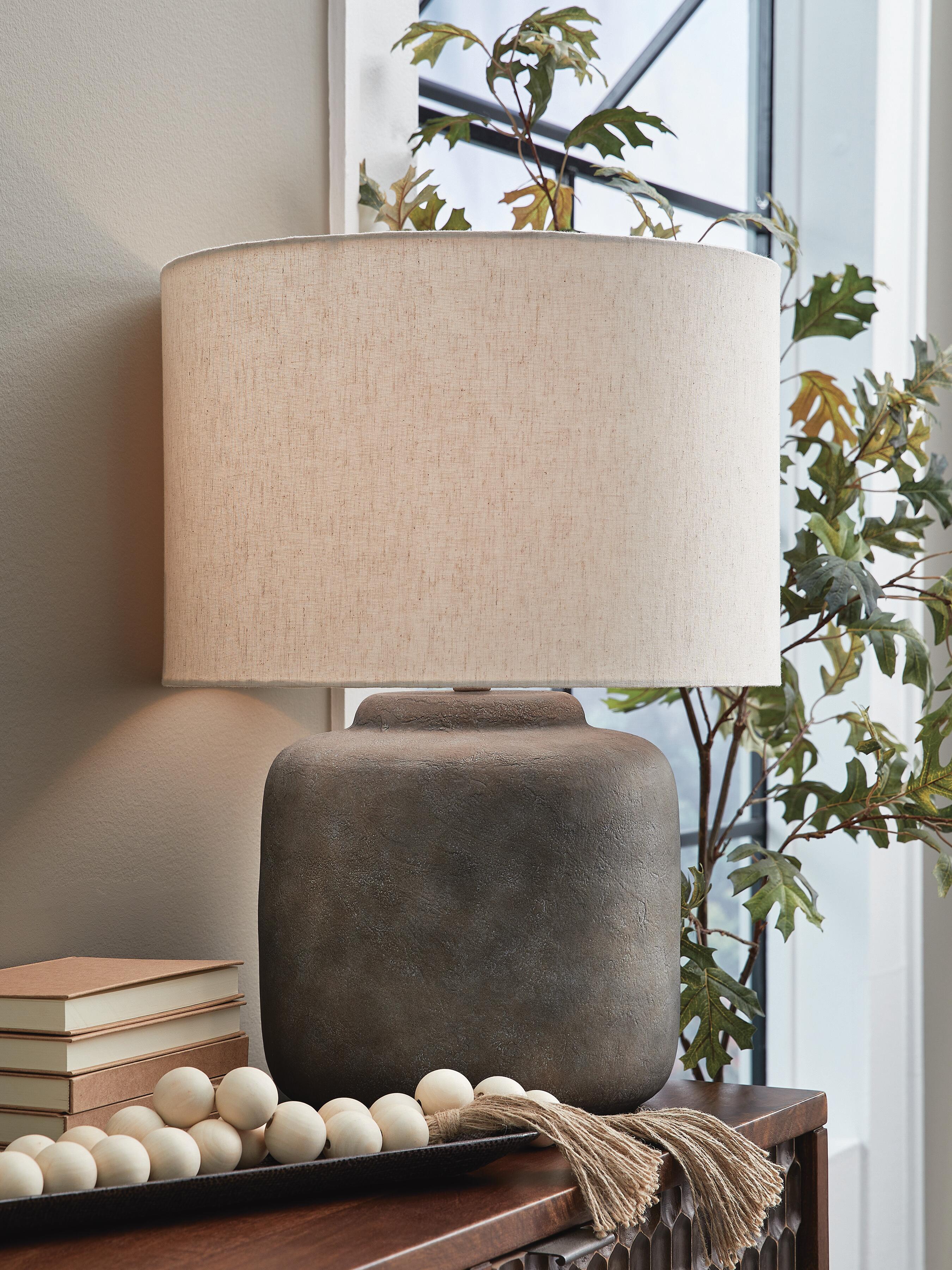 Zandophen Table Lamp - image 1