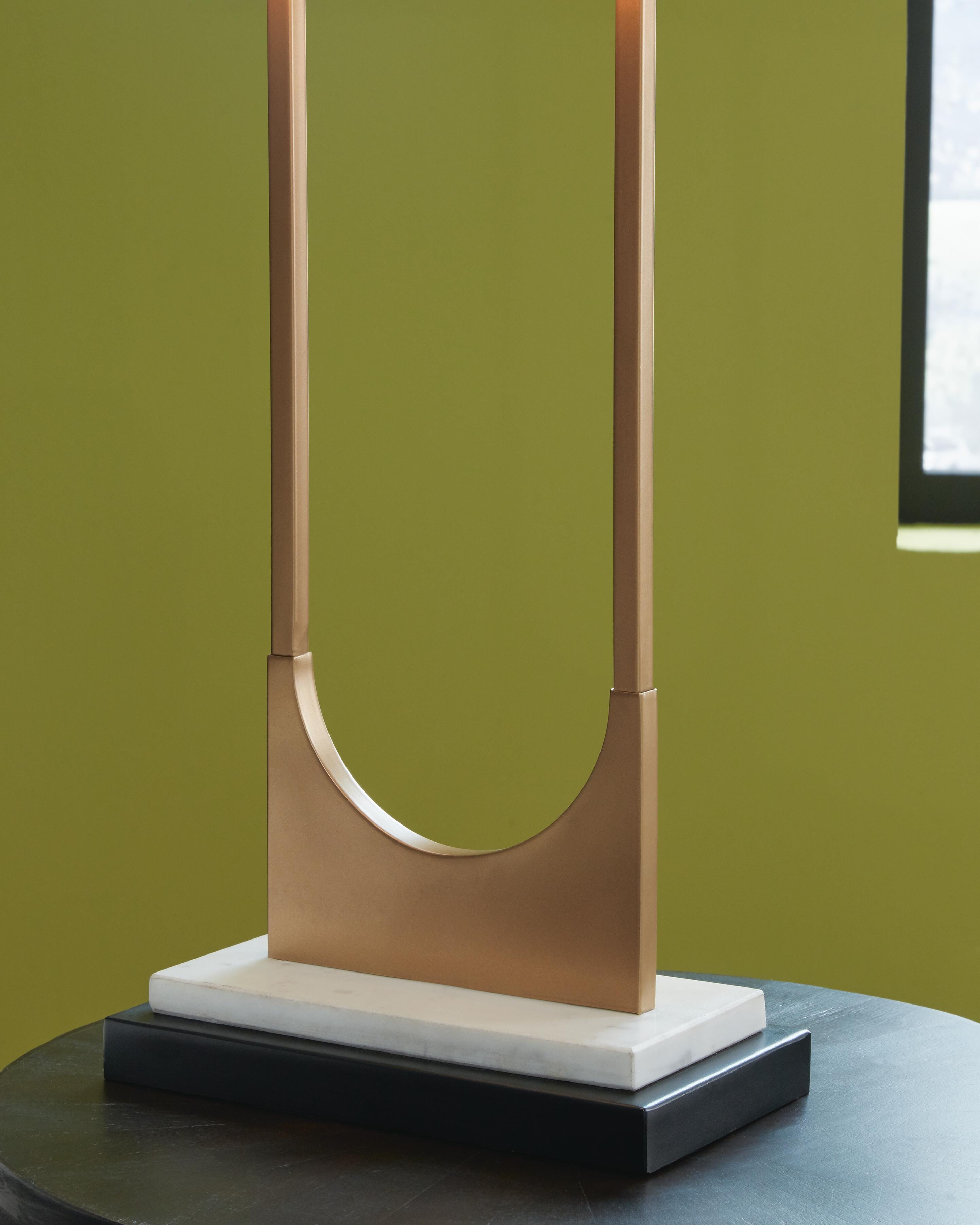 Malana Table Lamp - image 4