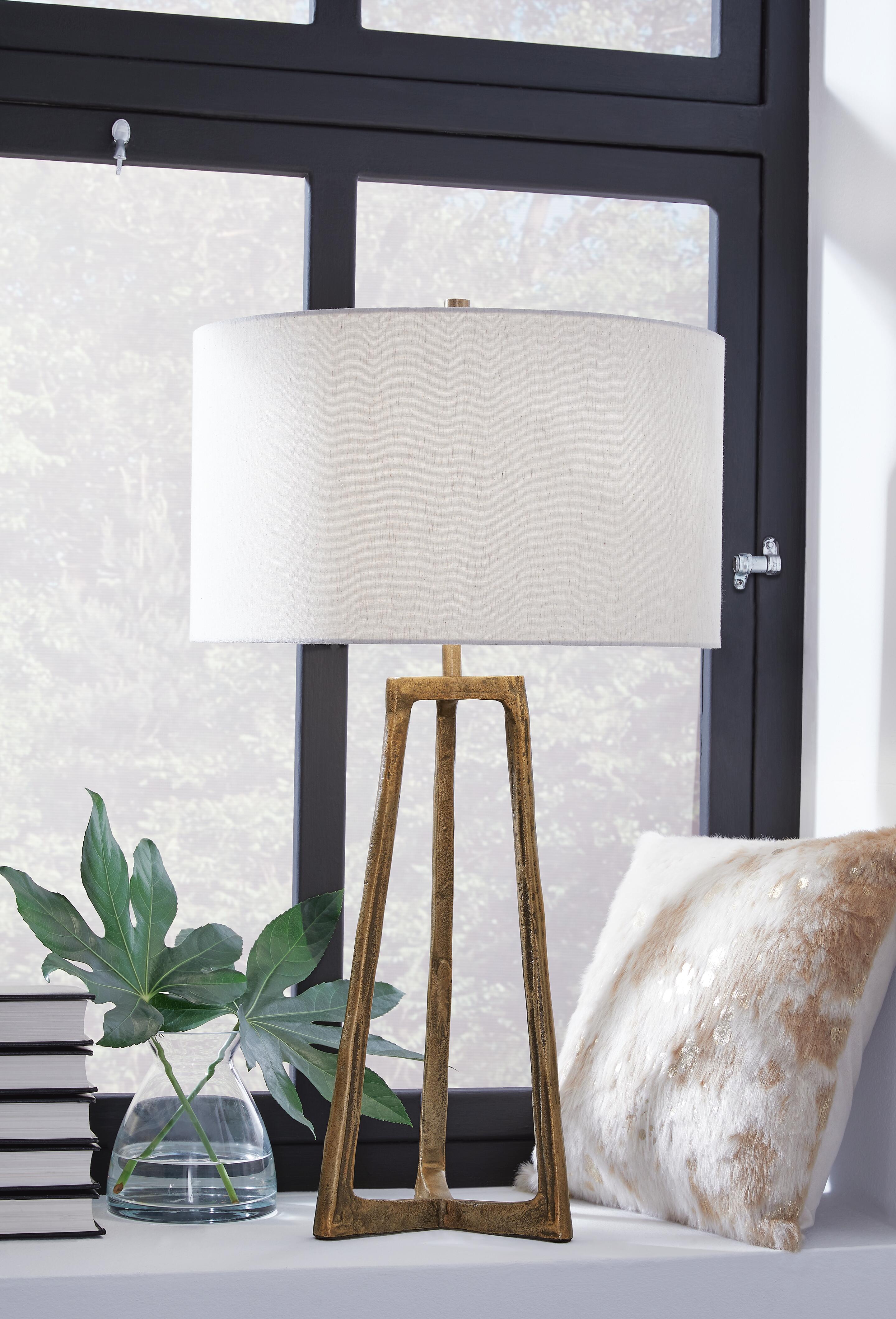 Ryandale Table Lamp, , rollover