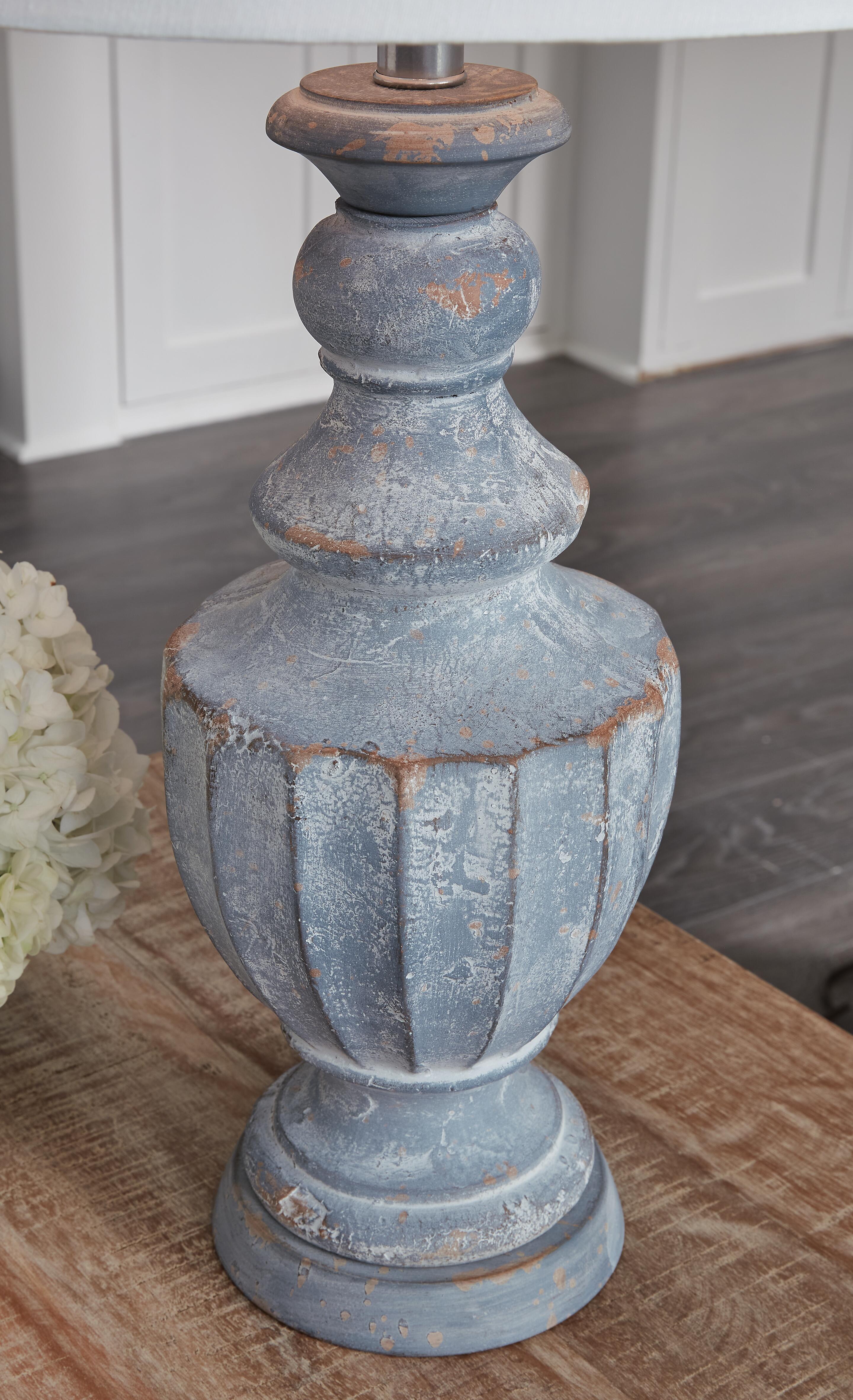Cylerick Table Lamp - image 4