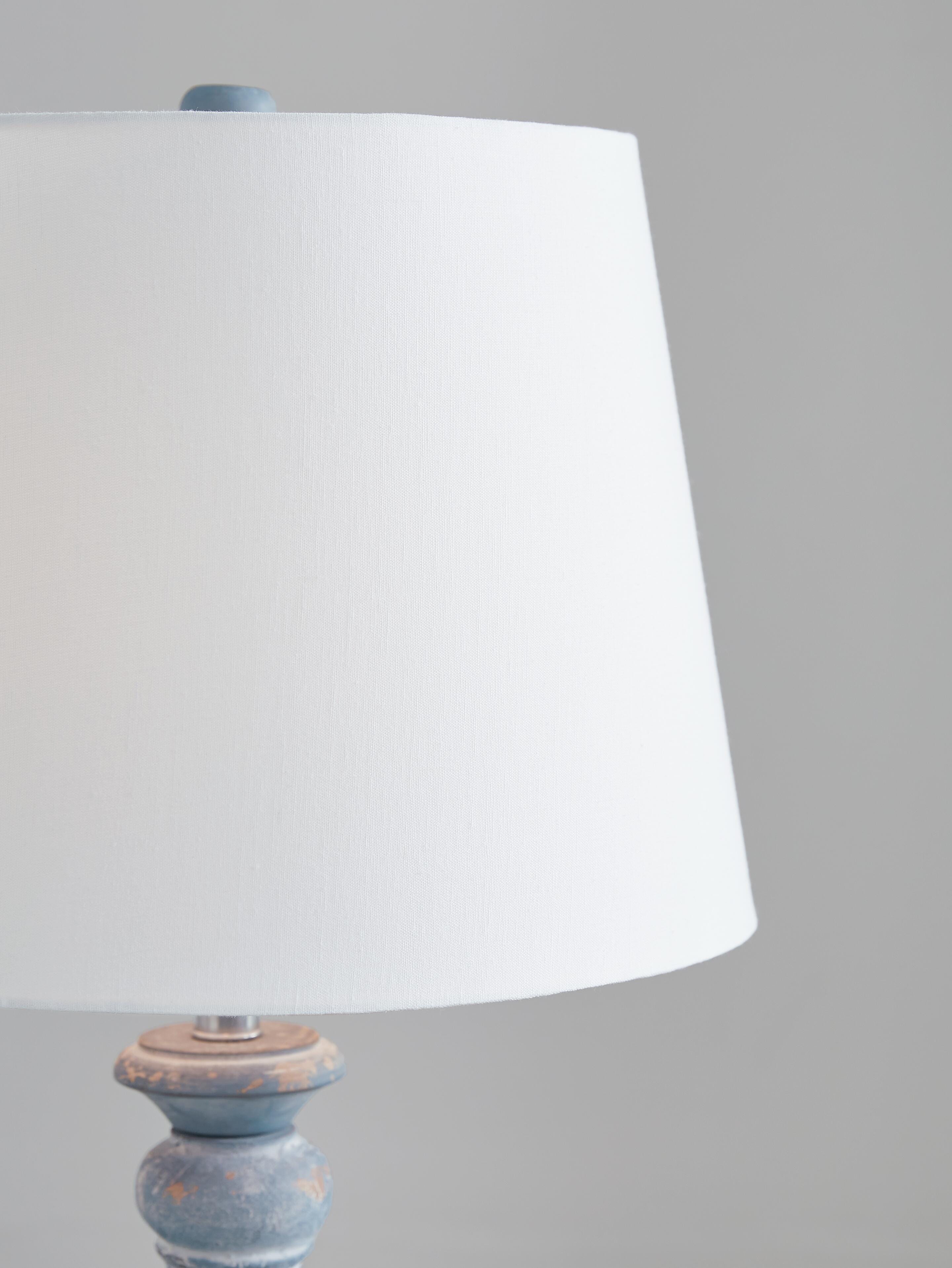 Cylerick Table Lamp - image 3