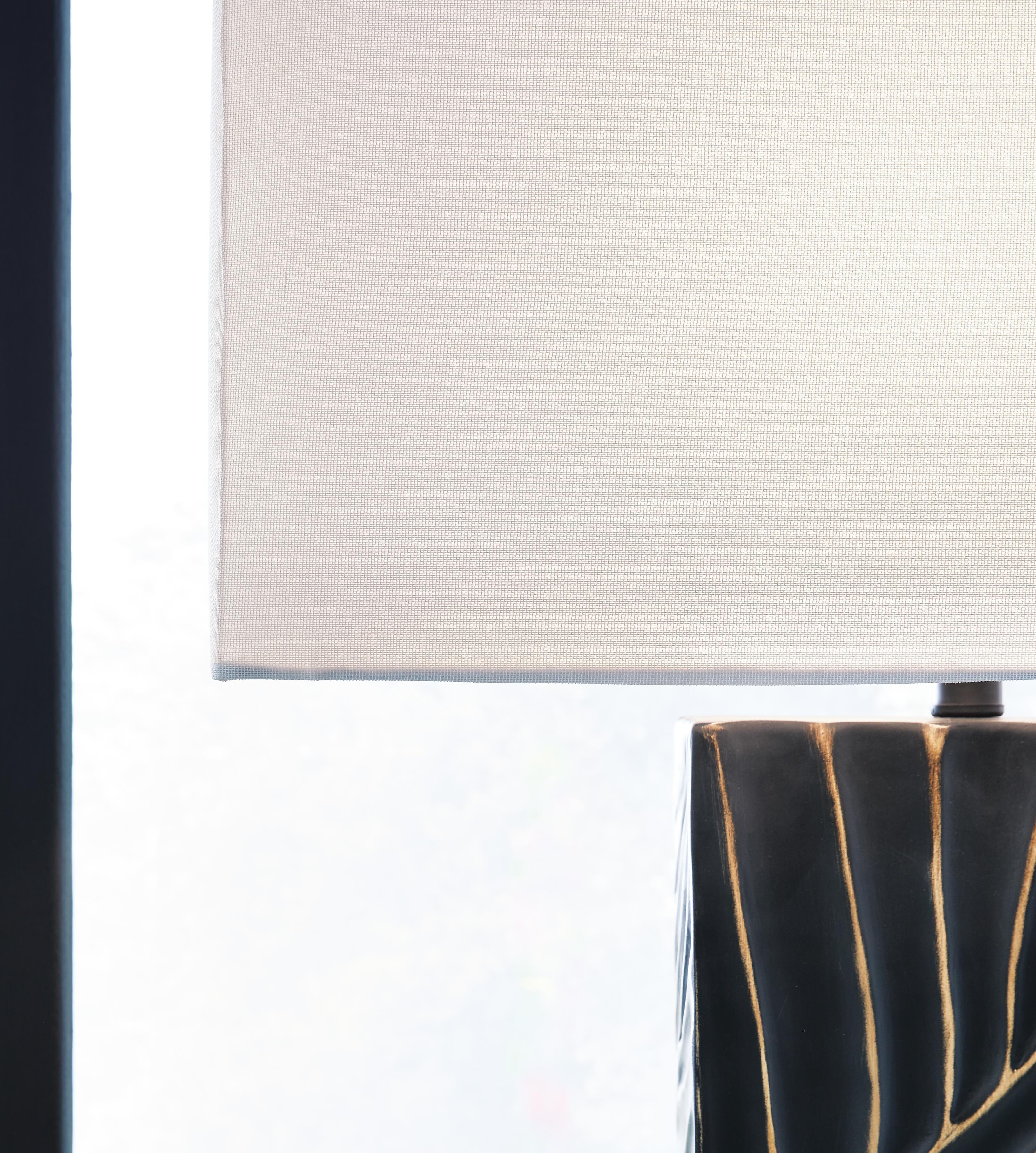 Bartlen Table Lamp - image 3