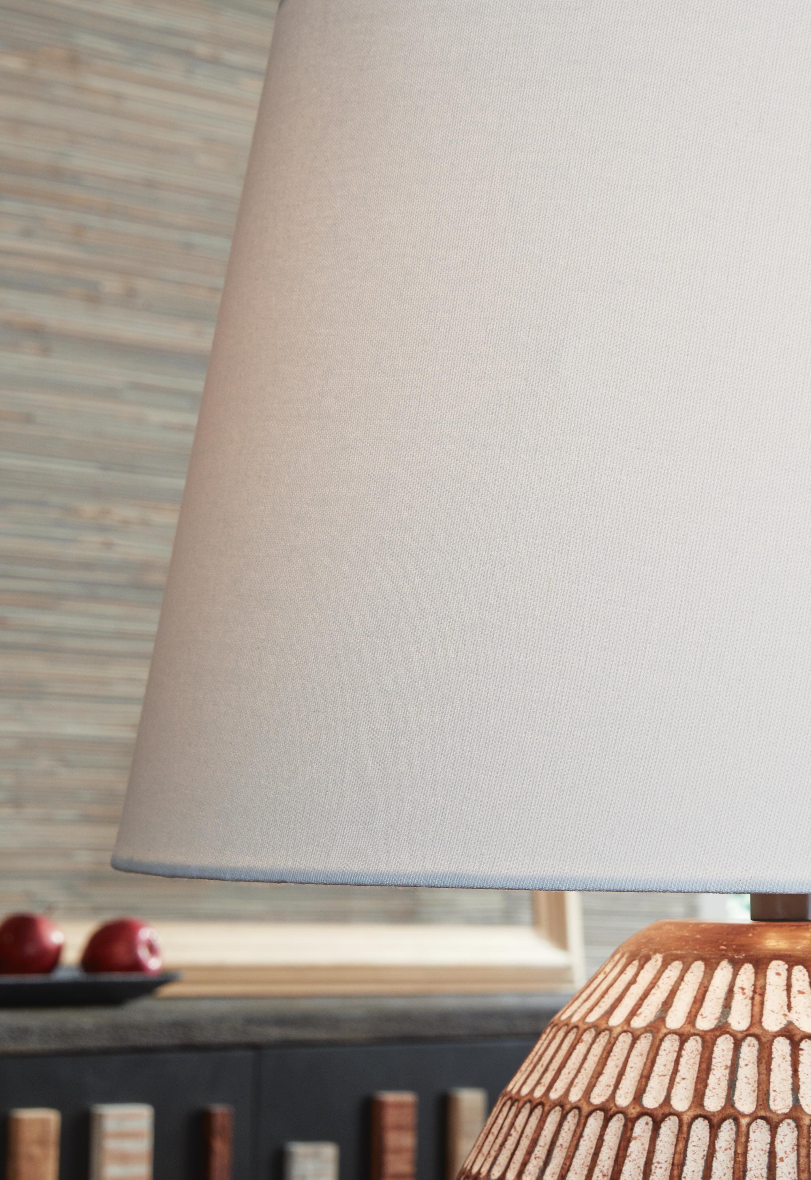 Darrich Table Lamp - image 3