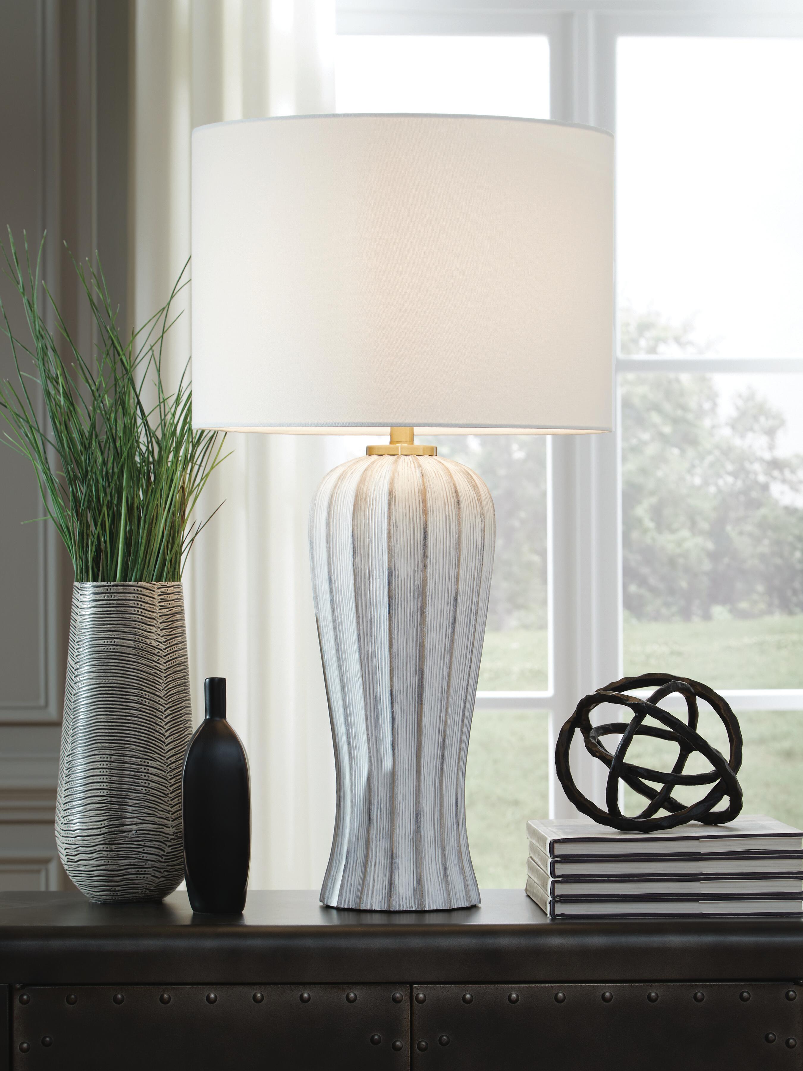 Lanwell Table Lamp - image 1