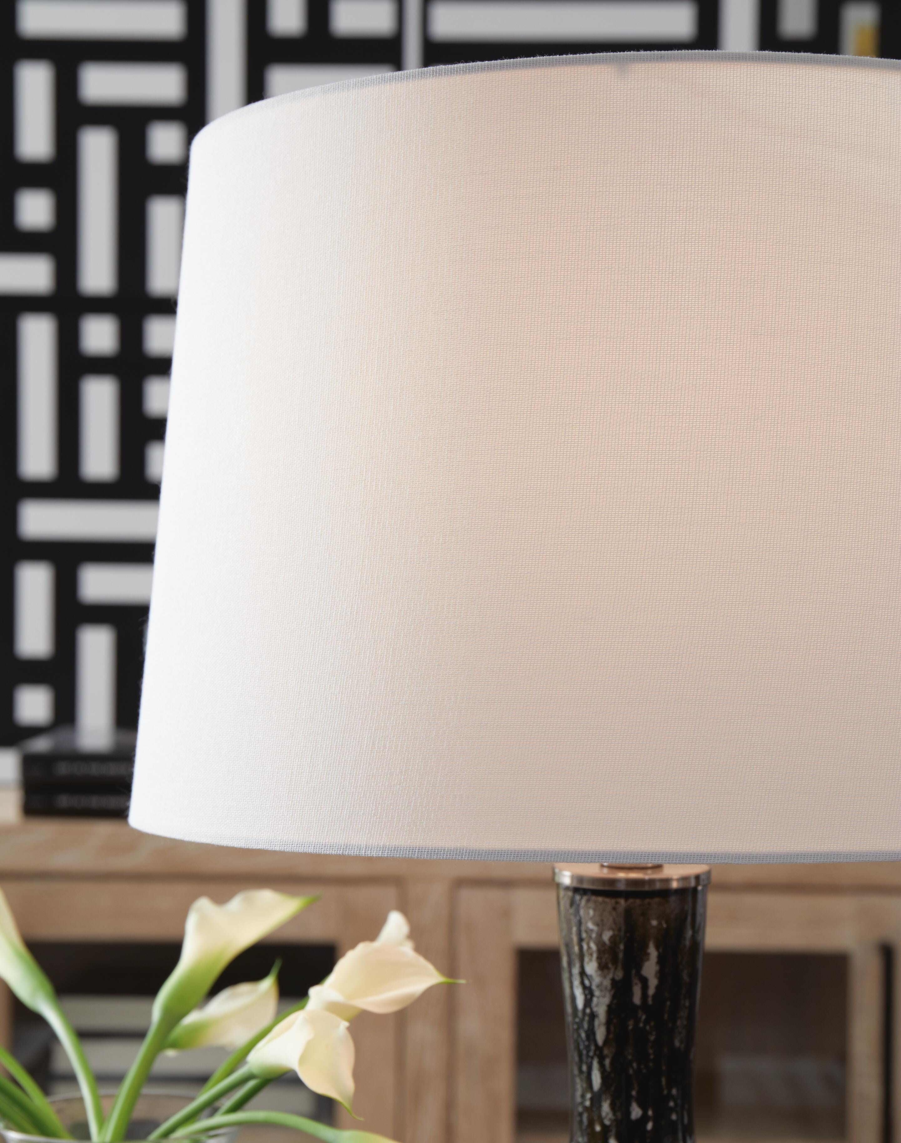 Tenslow Table Lamp - image 3