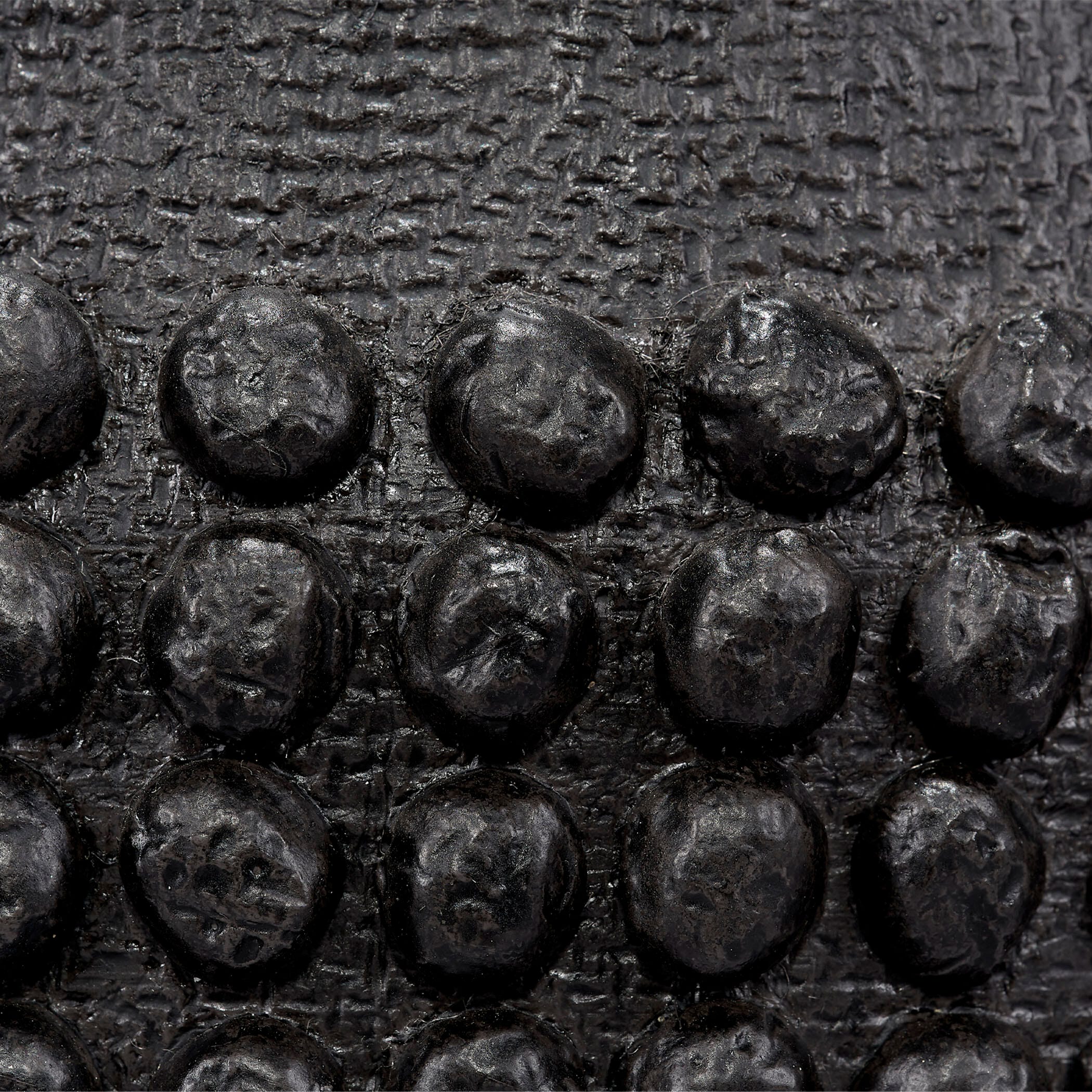 Swatch color Antique Black 