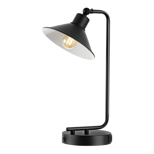 Safavieh Nadav Table Lamp With USB Port