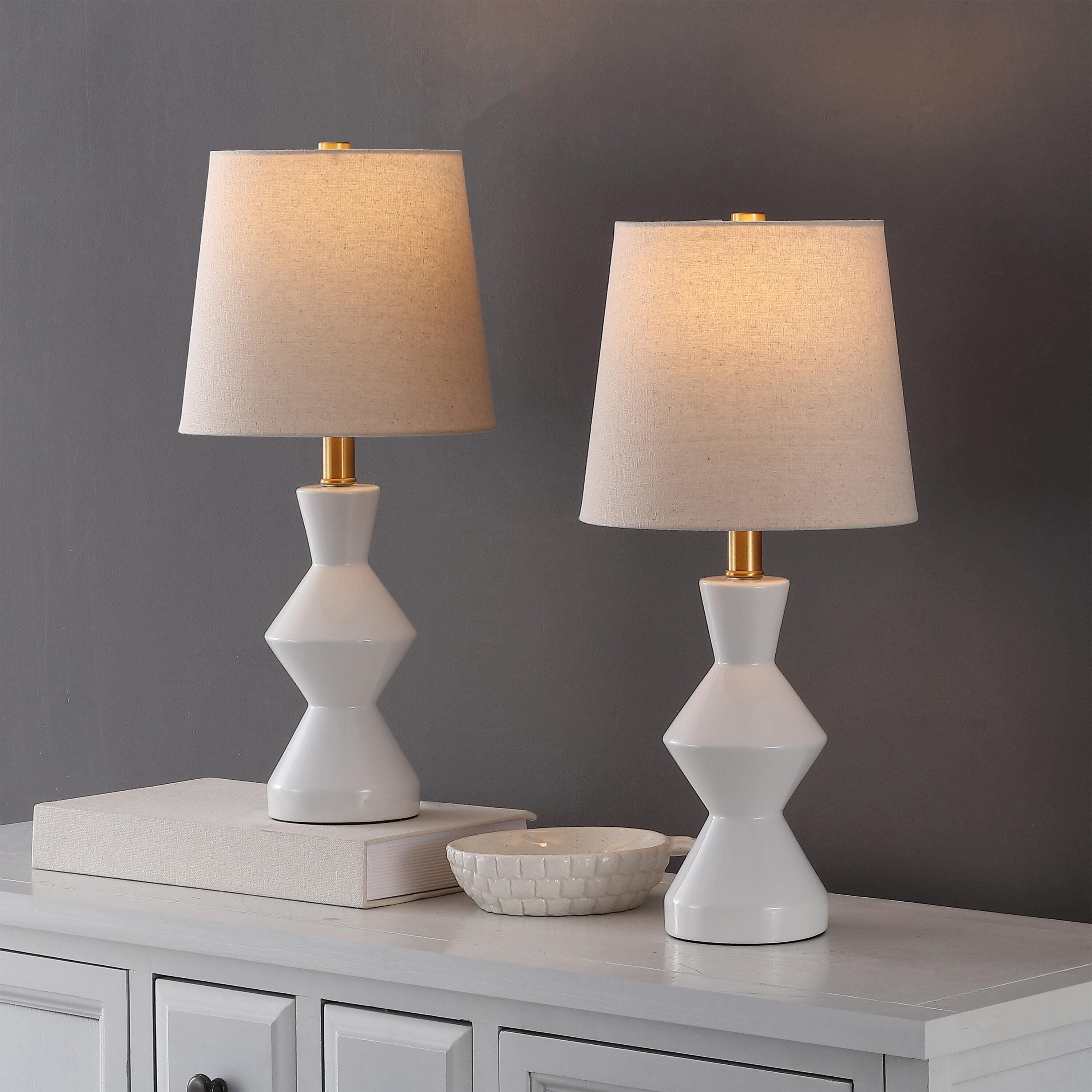 Safavieh Noven Table Lamp (Set of 2), , rollover