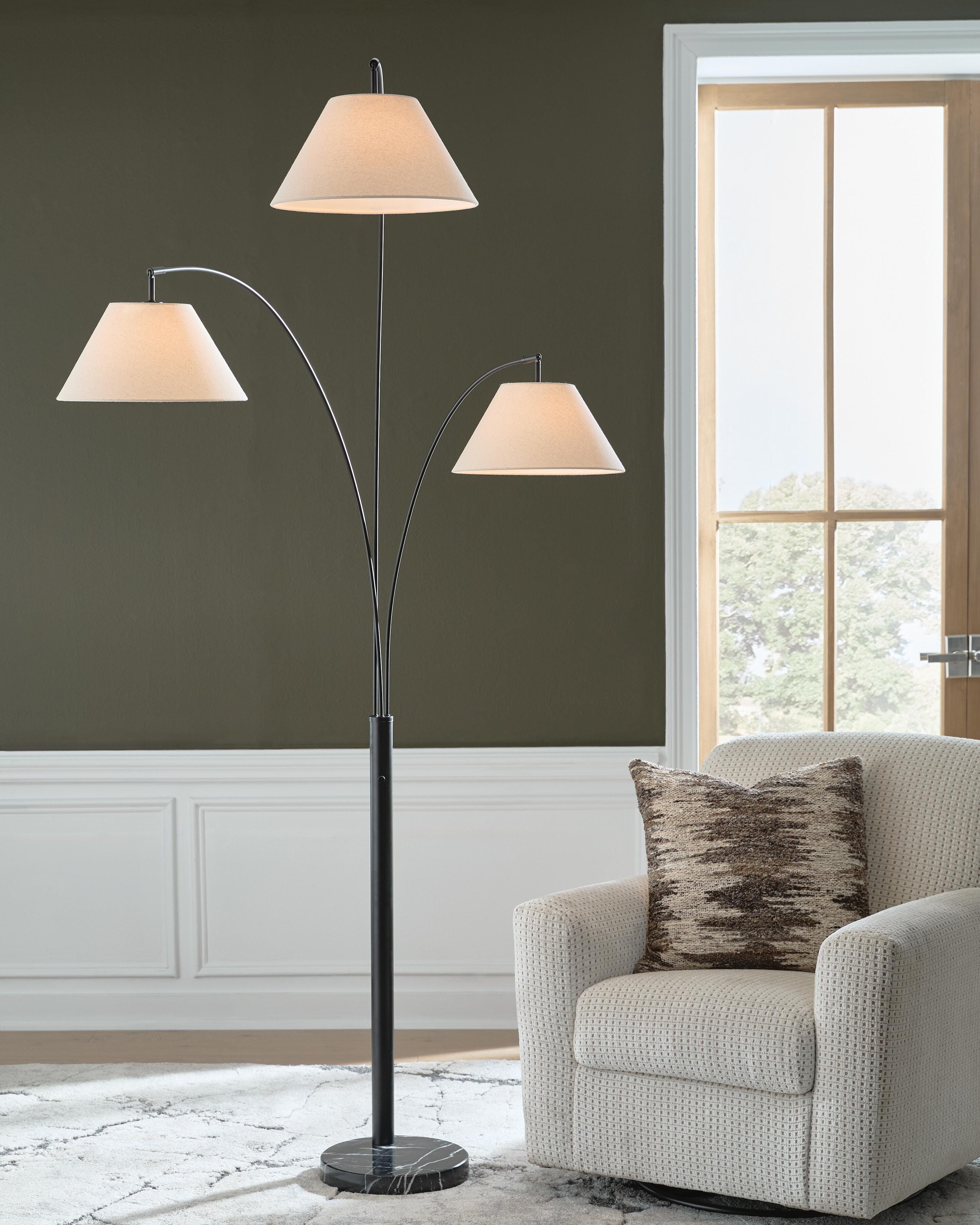 Gibbswellner Arc Lamp - image 1