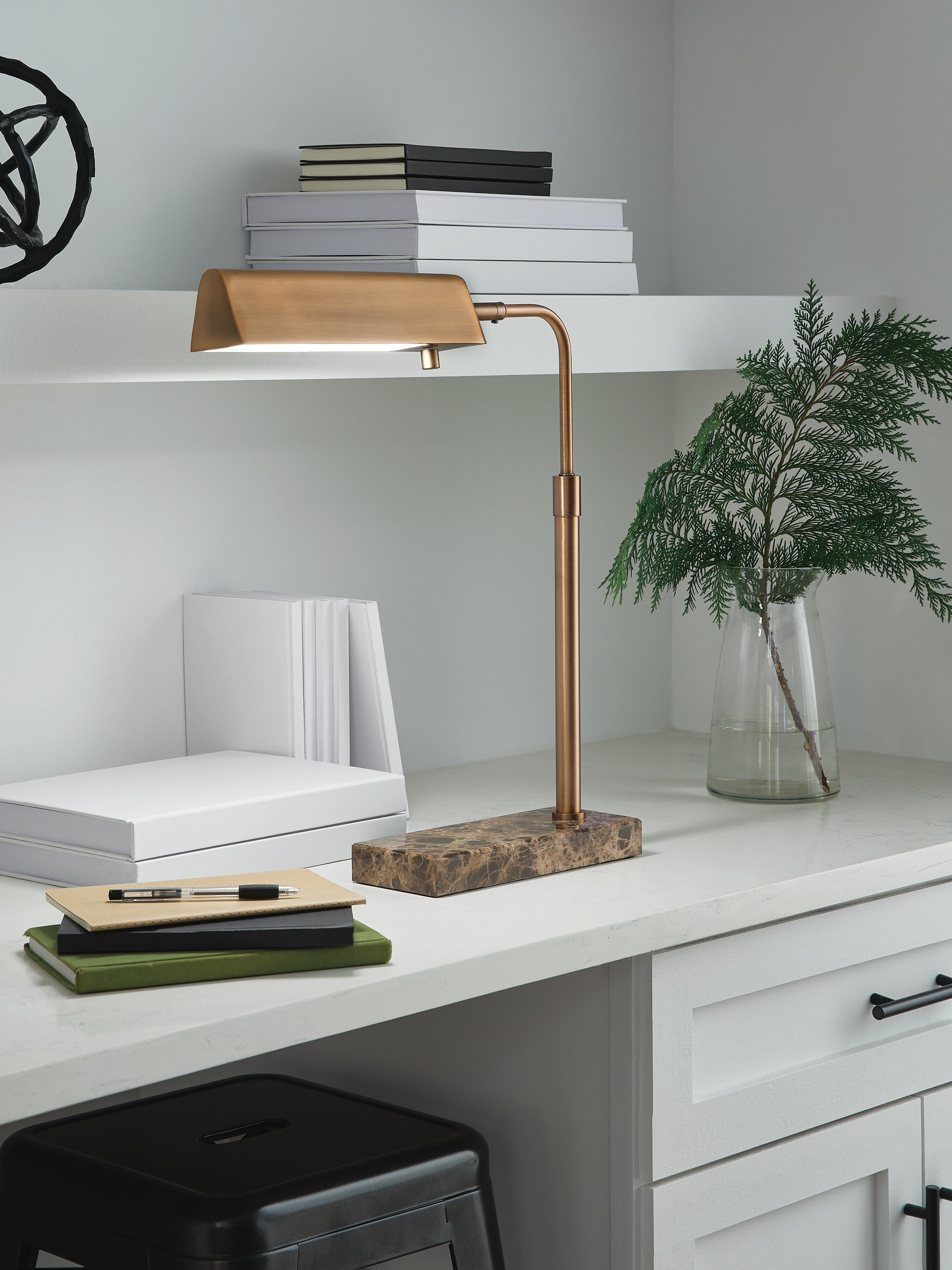 Yafe Desk Lamp - image 1