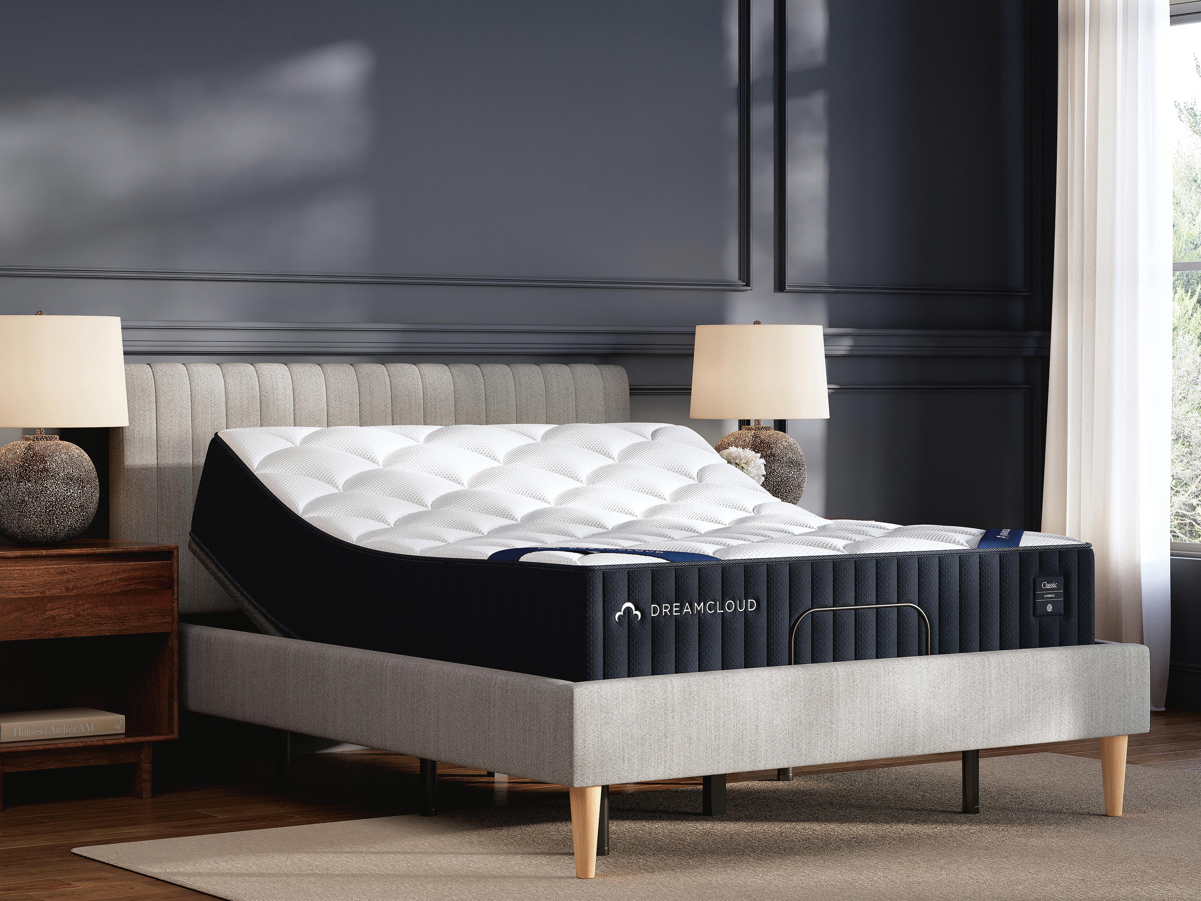 DreamCloud Hybrid Classic Twin Mattress | Ashley