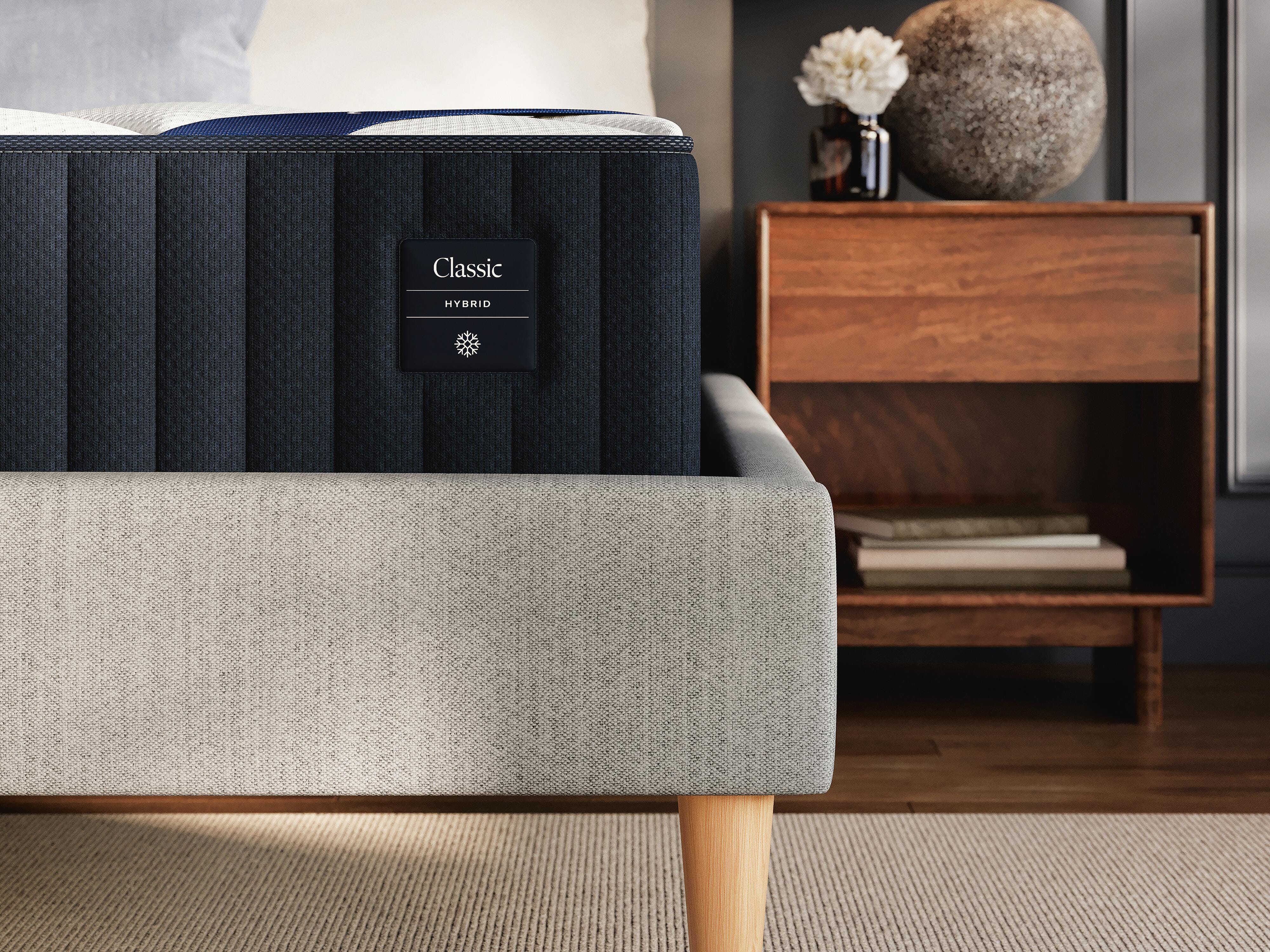 DreamCloud Classic Hybrid Queen Mattress - image 11