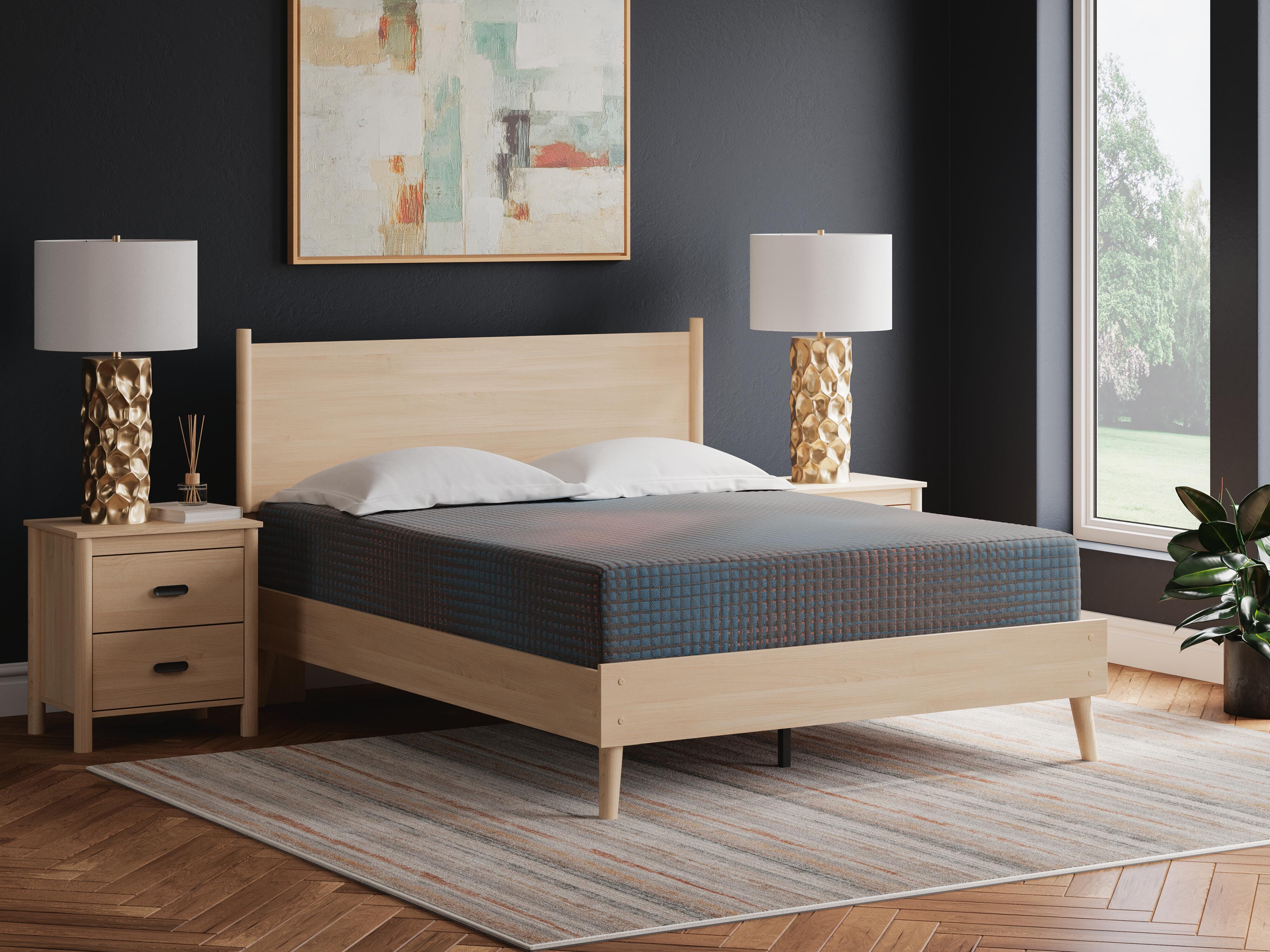 M207 13 Inch Hybrid Hot Buy Image