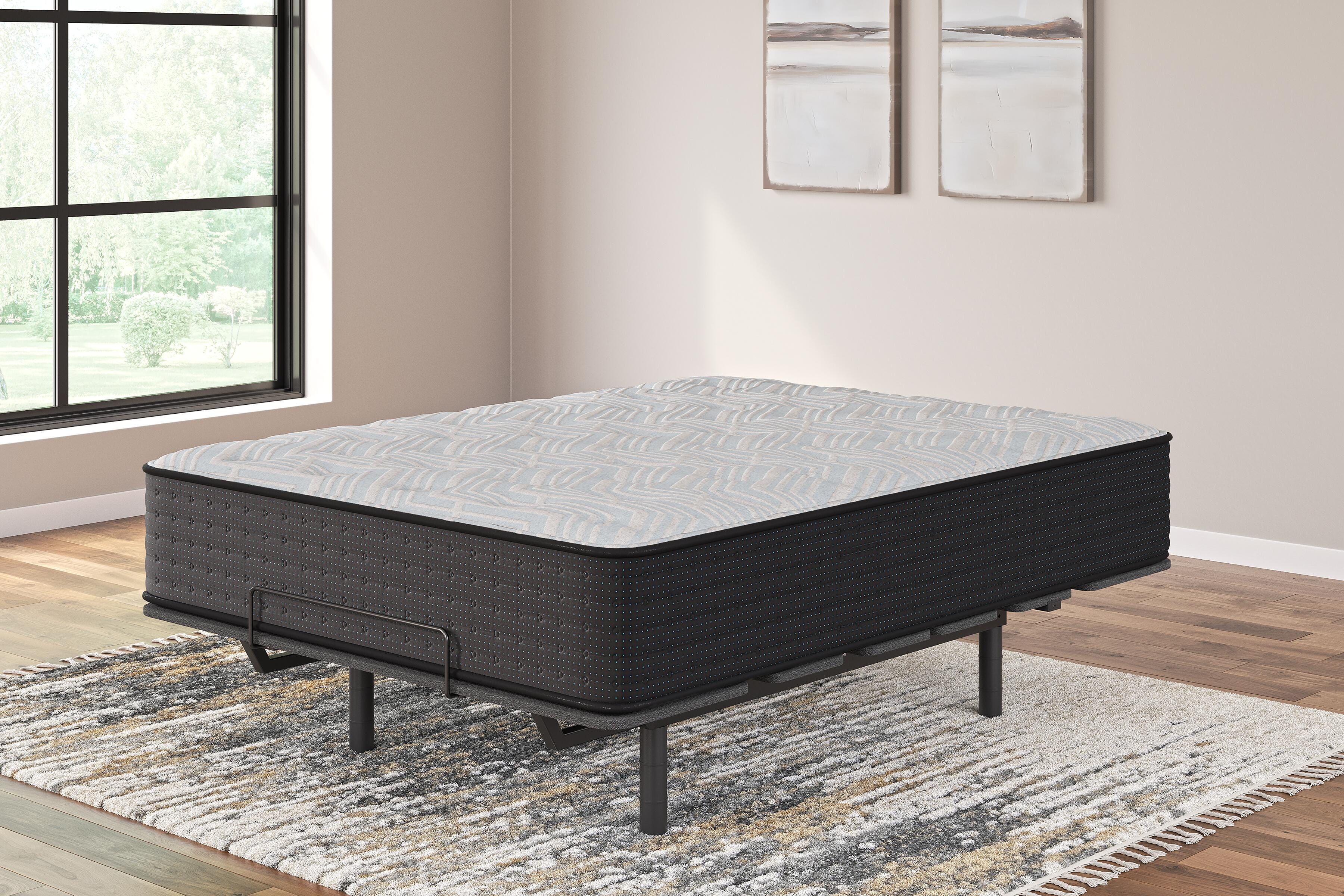 Colchón Palisades Plush King - image 9