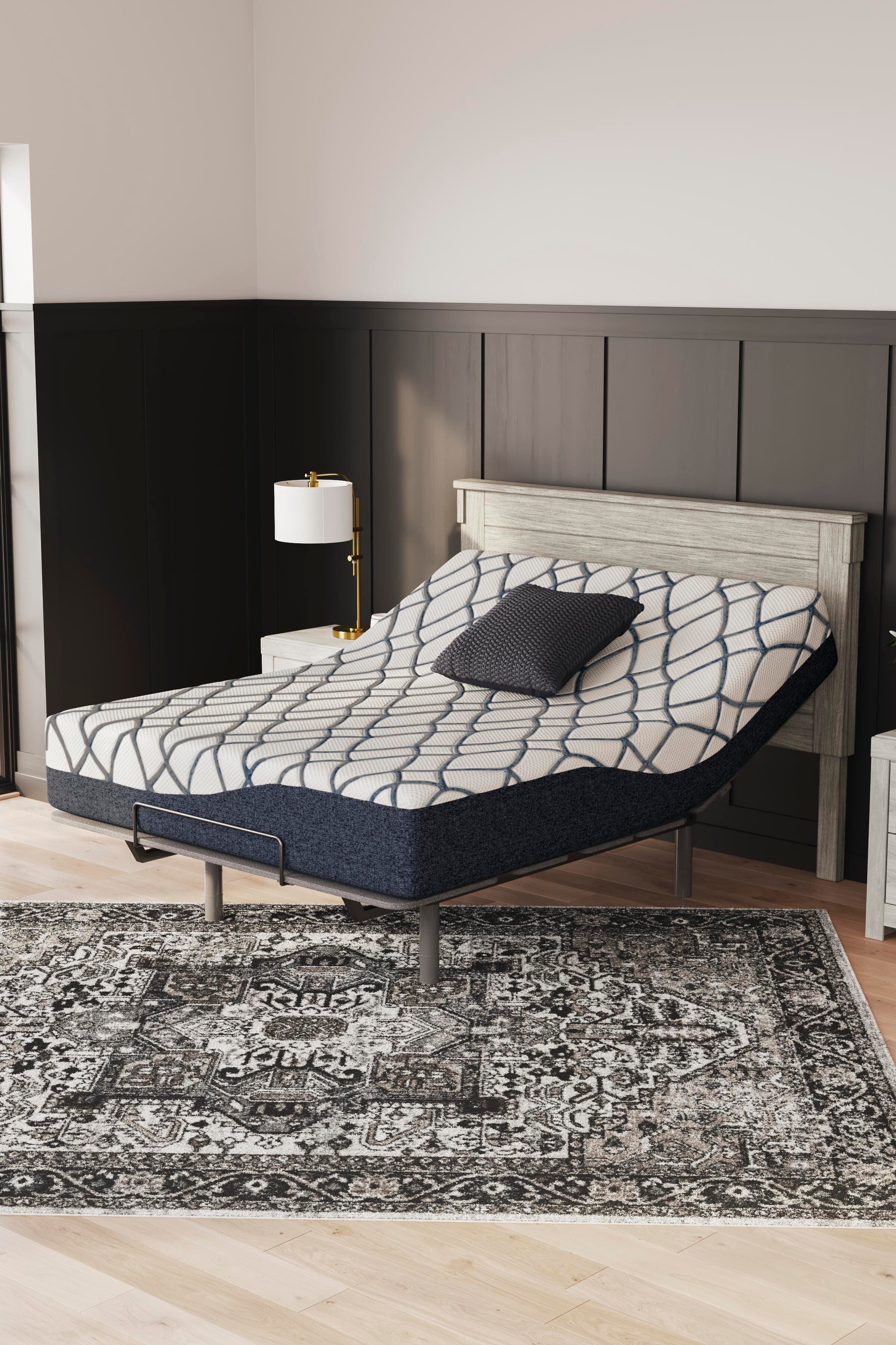 12 Inch Chime Elite 2.0 King Mattress - image 10