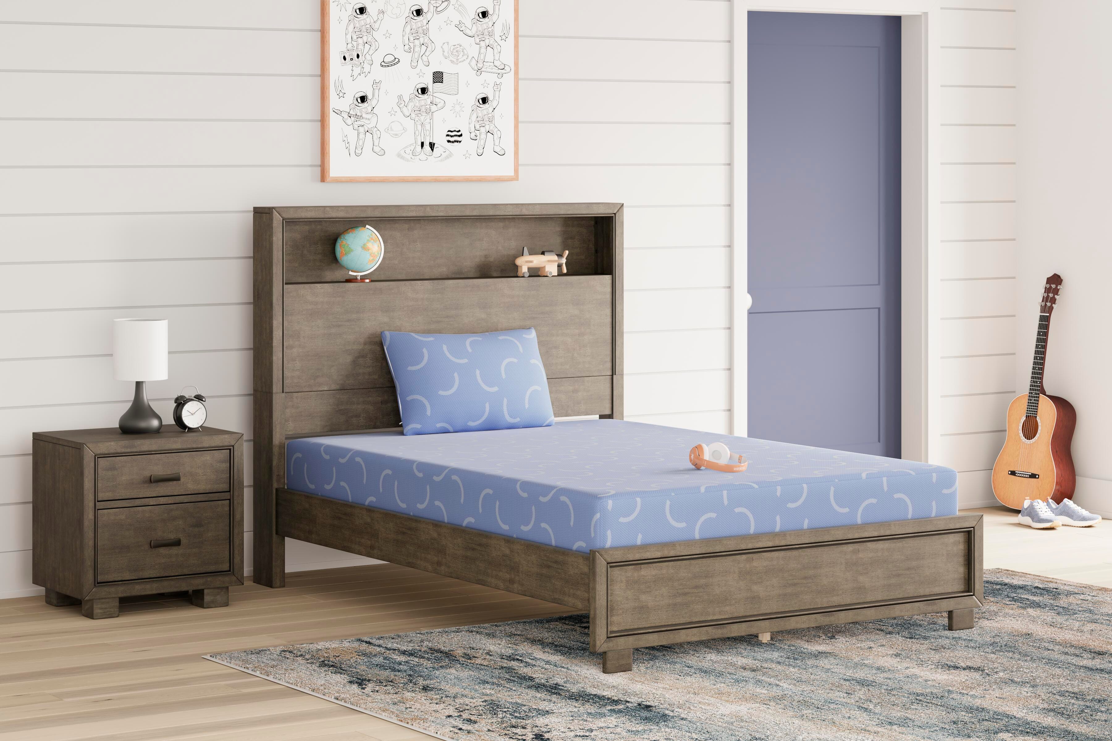 iKidz Ocean Twin Mattress and Pillow - image 1