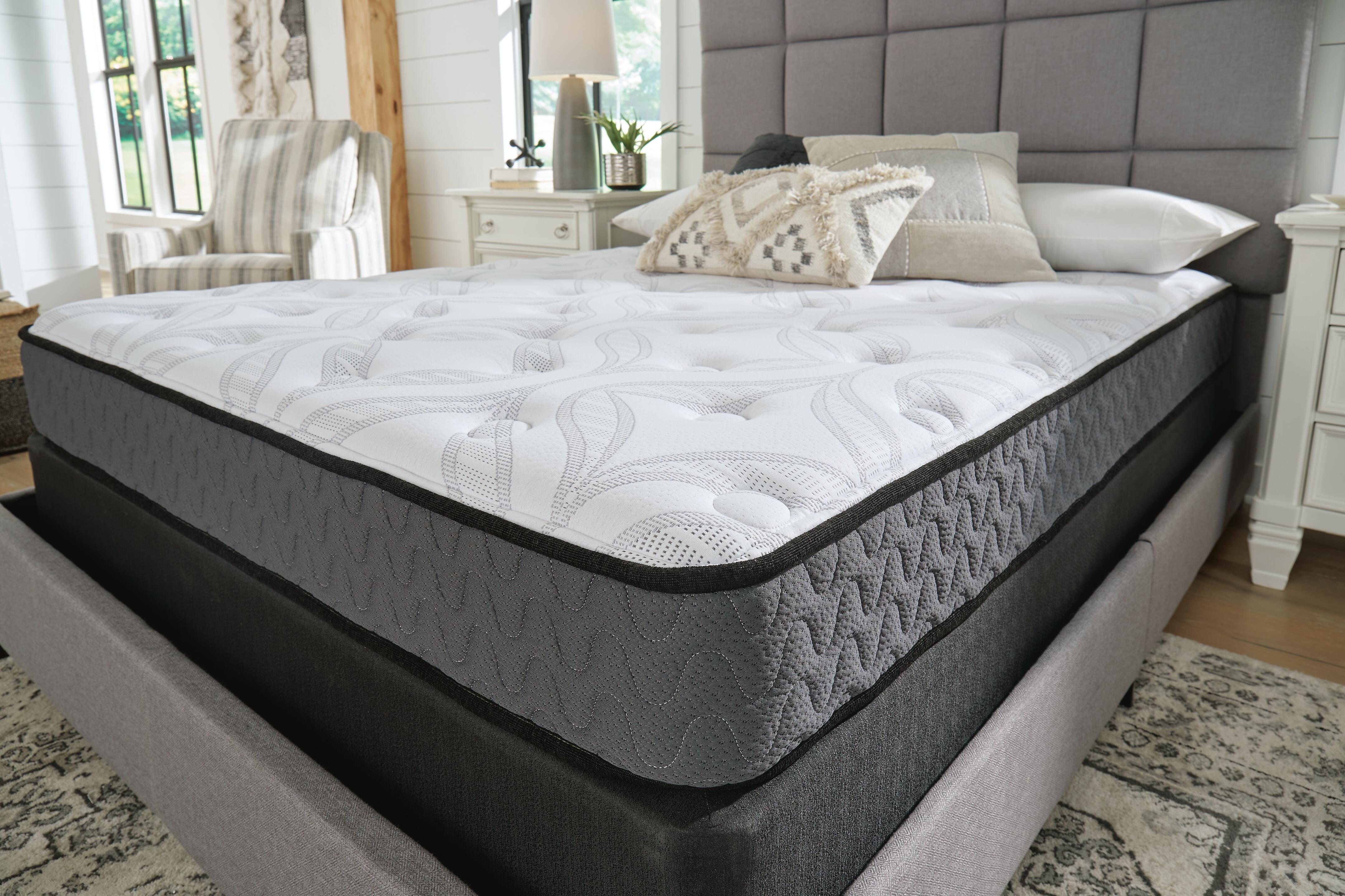 8 Inch Bonnell Hybrid Full Mattress - image 7