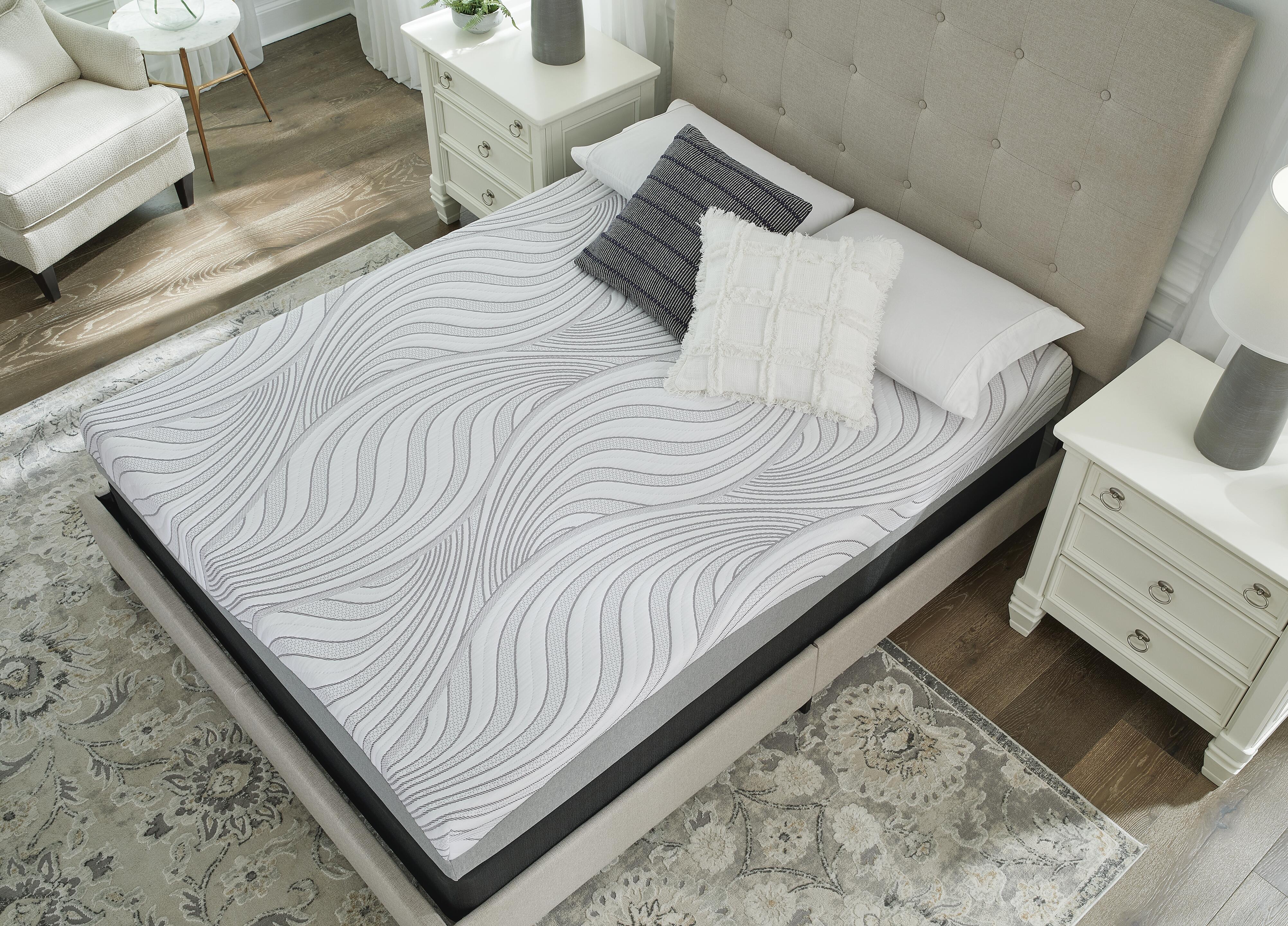 8 Inch Memory Foam Full Mattress - image 6