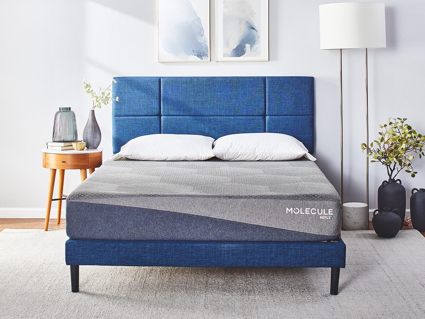 MOLECULE Reflex 10 Inch Firm Queen Mattress, Gray, large