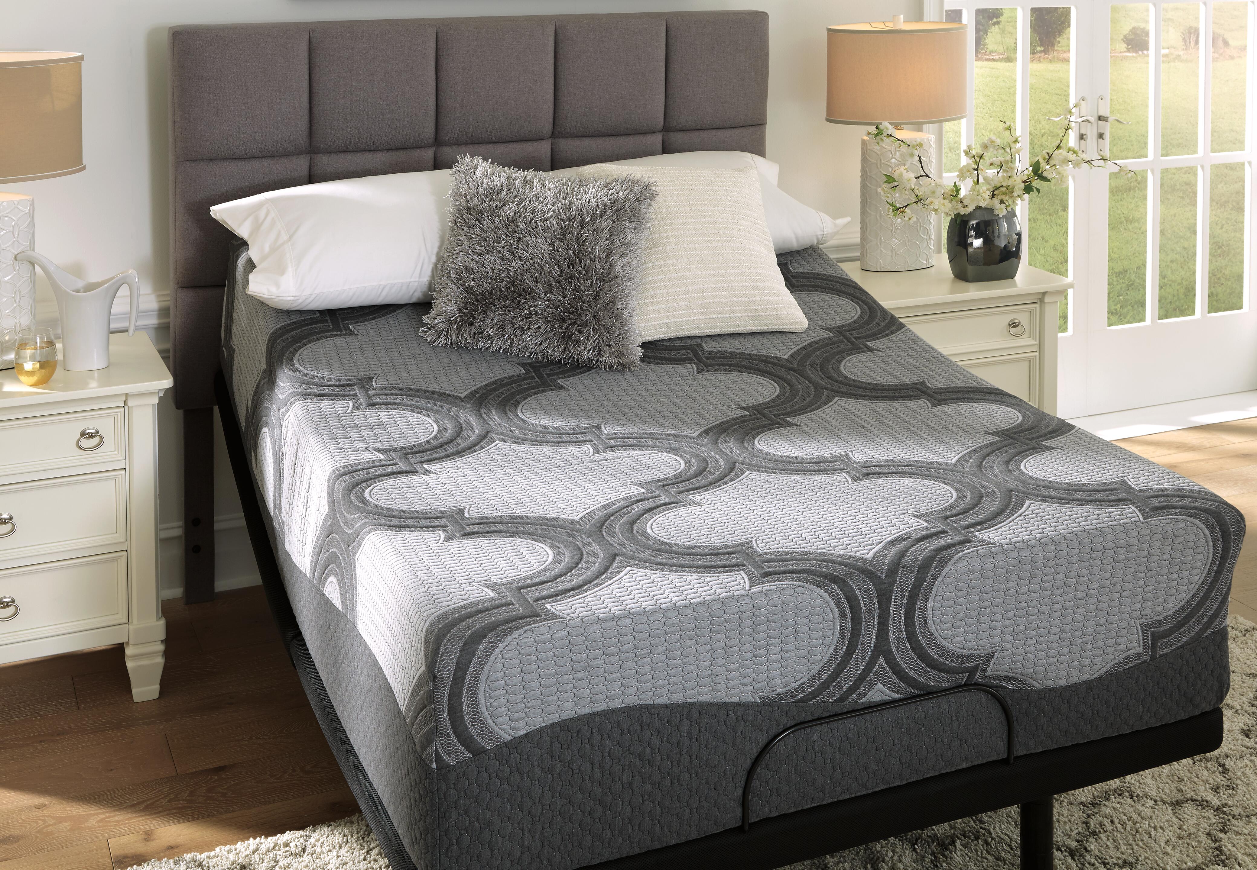14 Inch Ashley Hybrid King Mattress, Gray, large