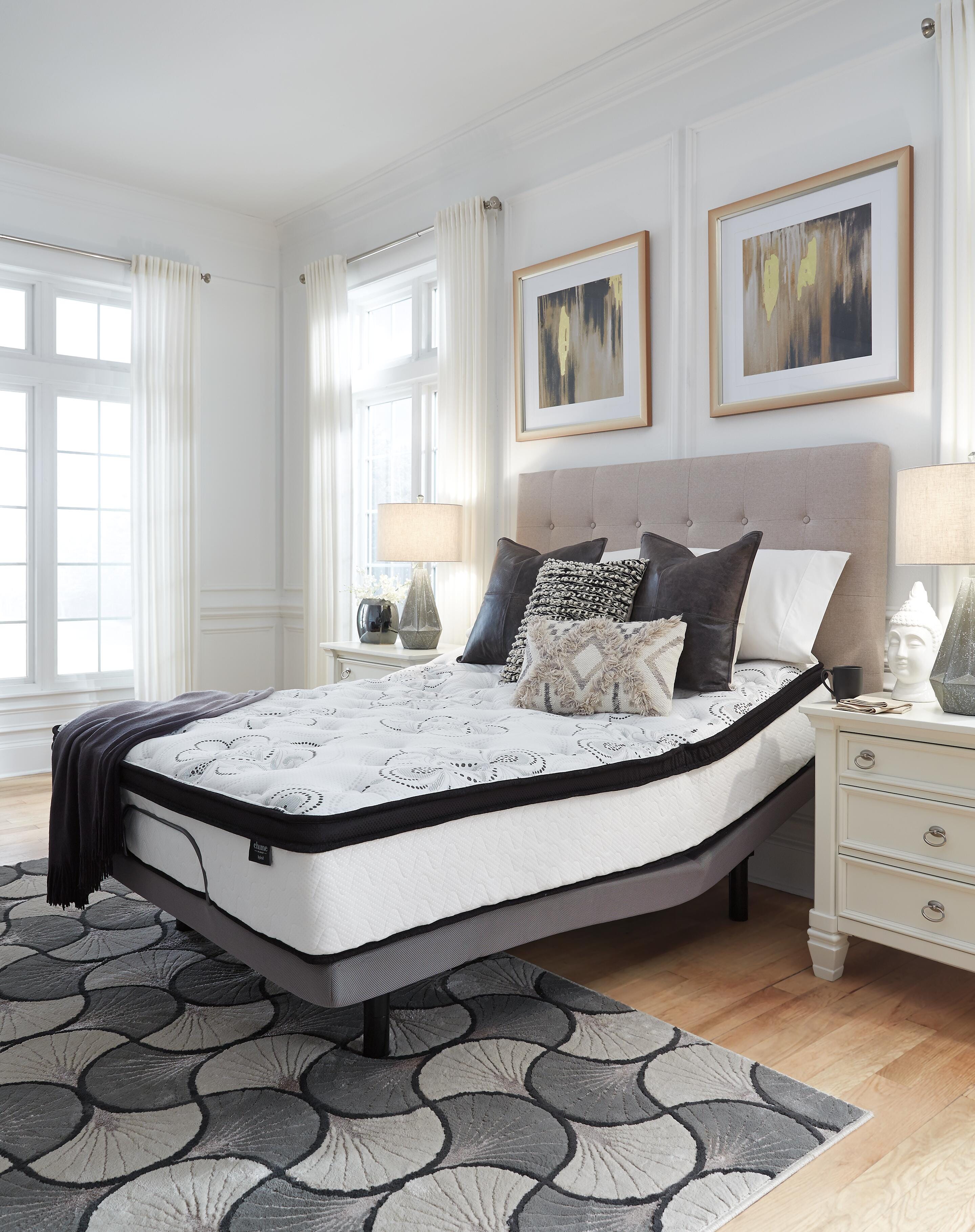 Chime 12 Inch Hybrid King Mattress - image 7