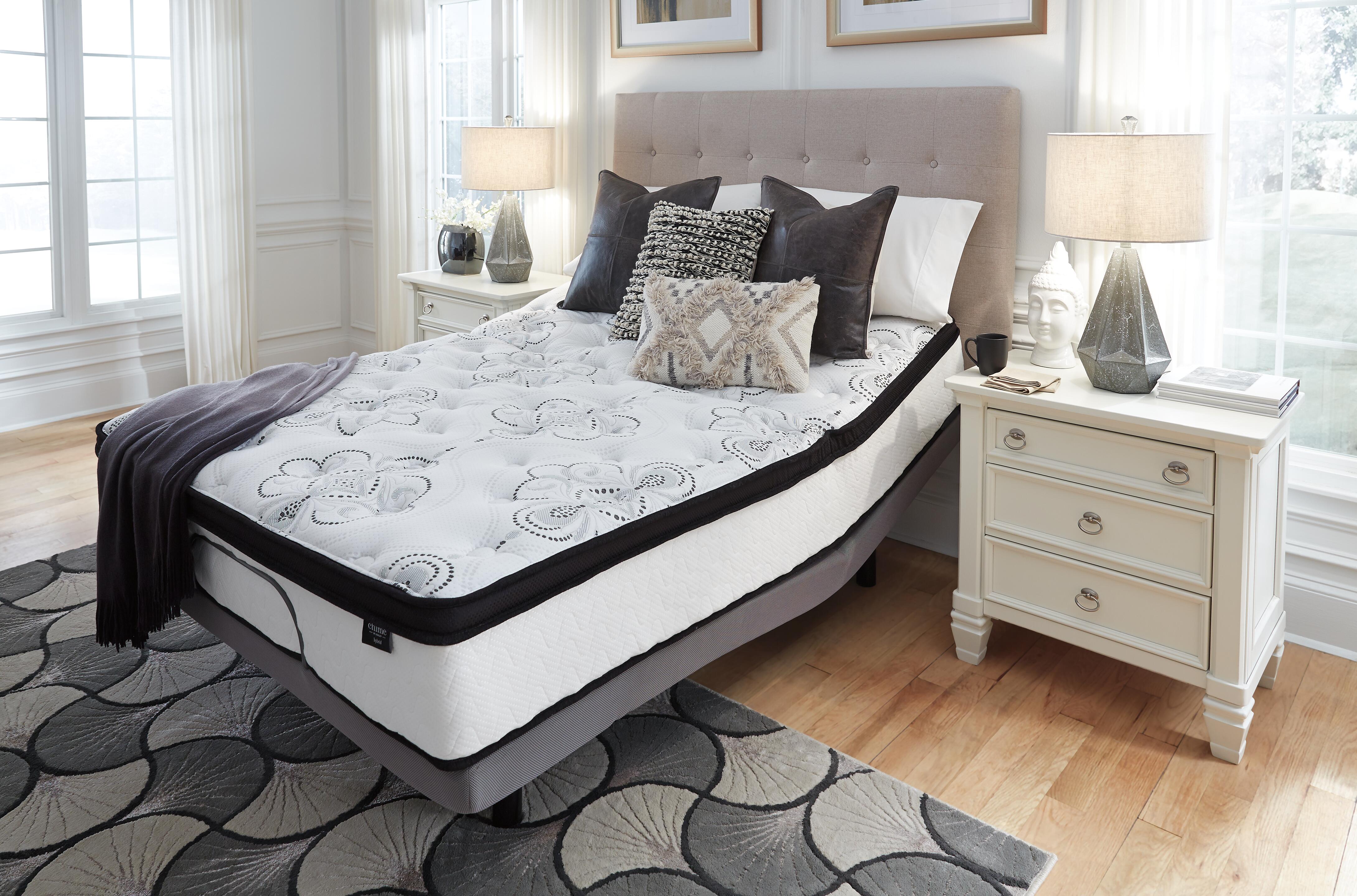 Chime 12 Inch Hybrid King Mattress - image 14