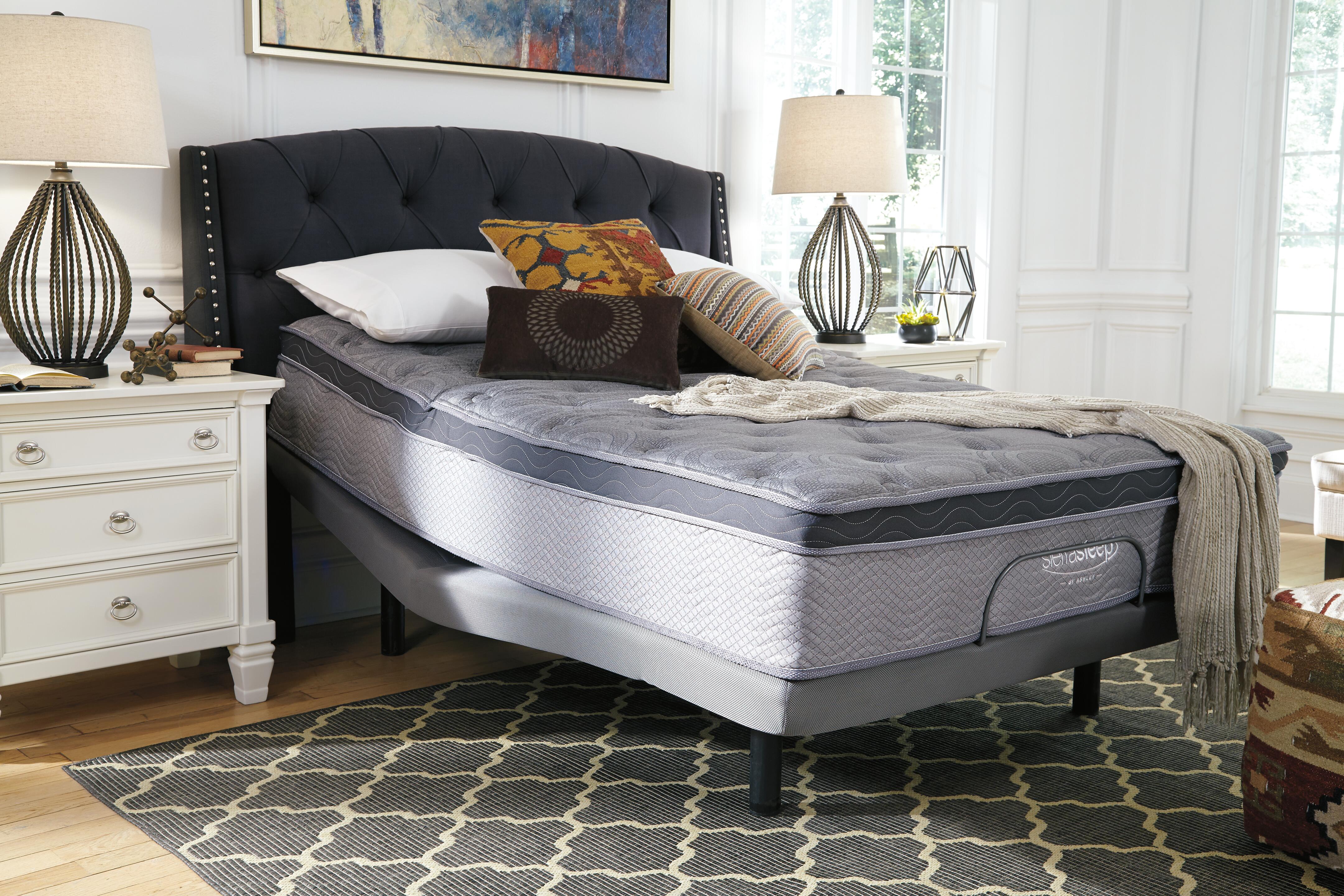 Augusta King Mattress and Adjustable Base - image 4