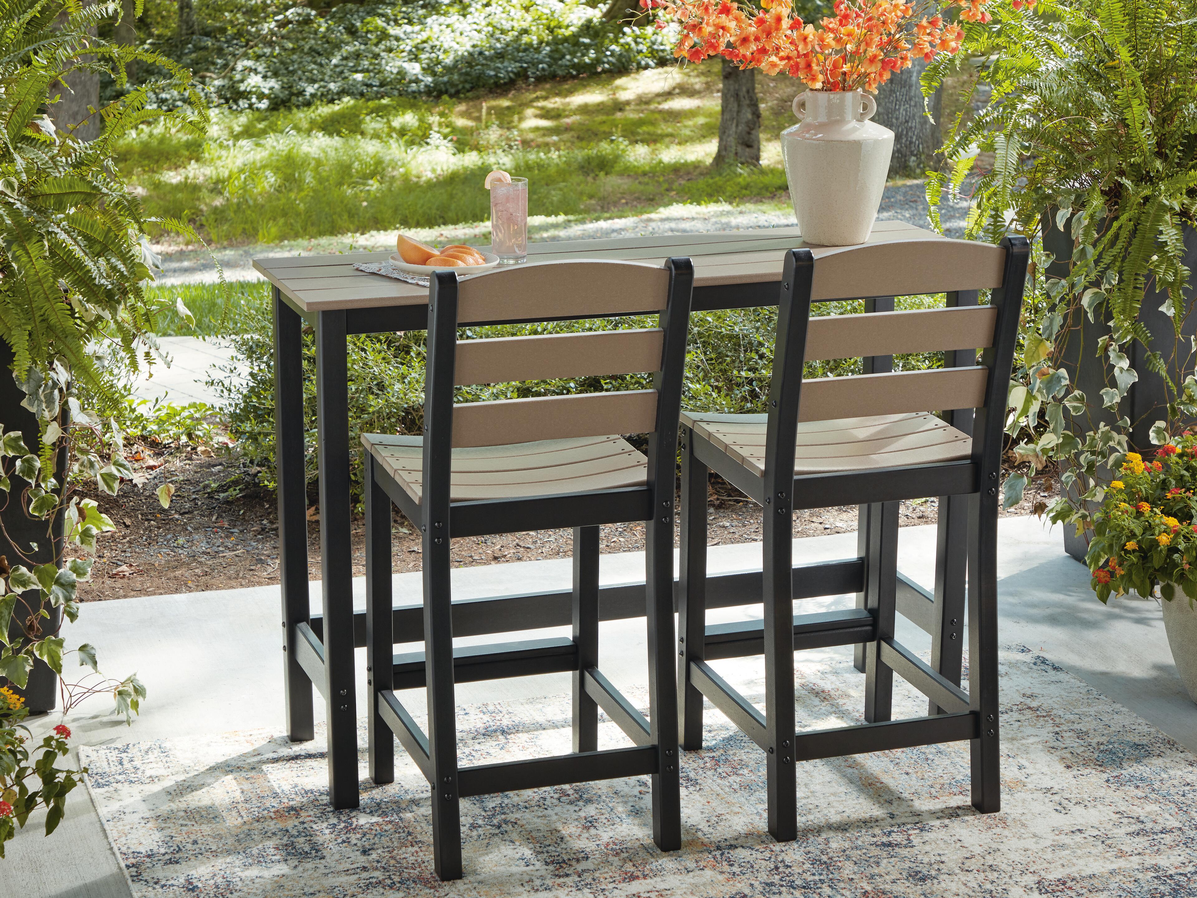 Moondance Outdoor Counter Table and 2 Barstools - image 7