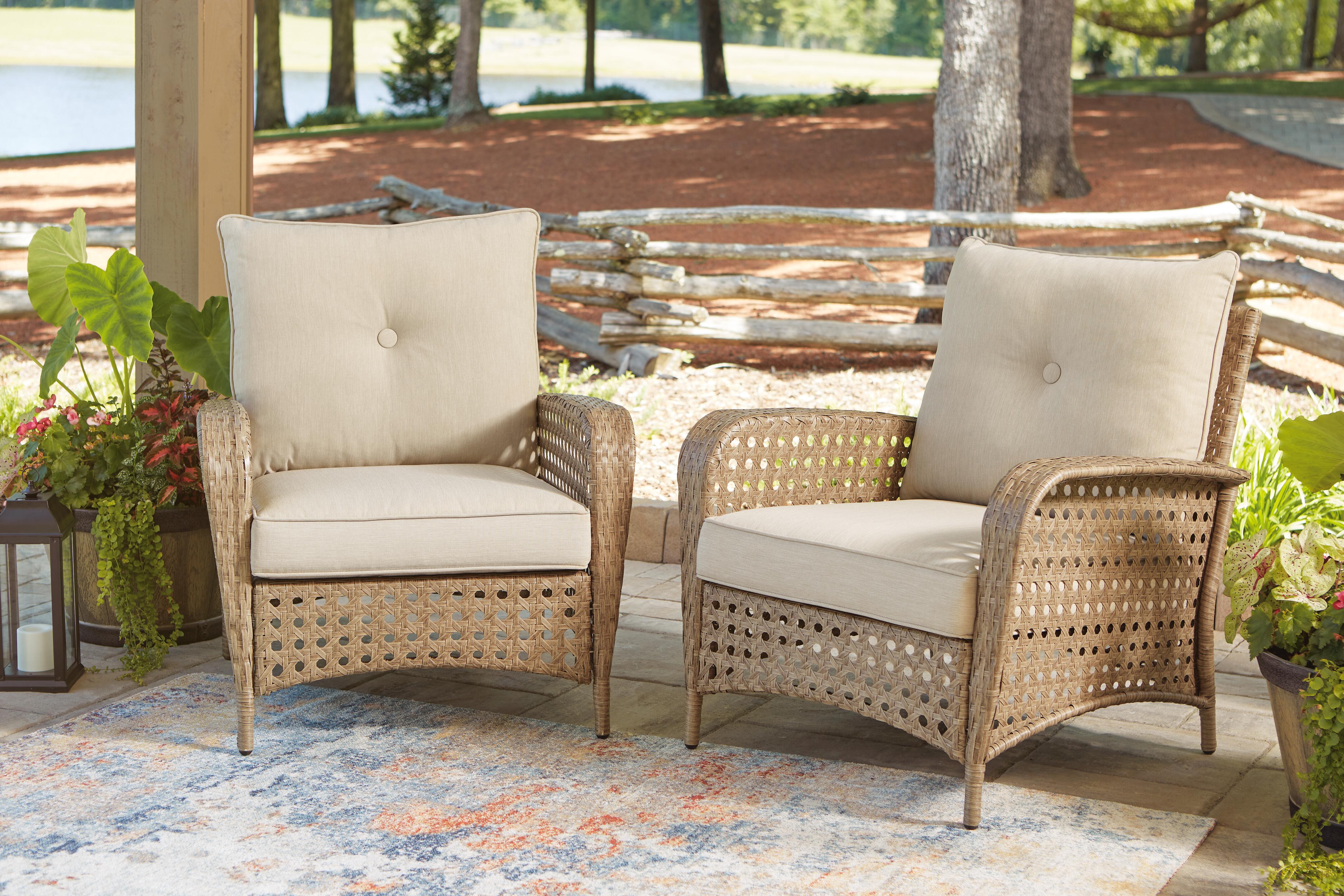 Braylee Lounge Chair with Cushion (Set of 2) - image 1