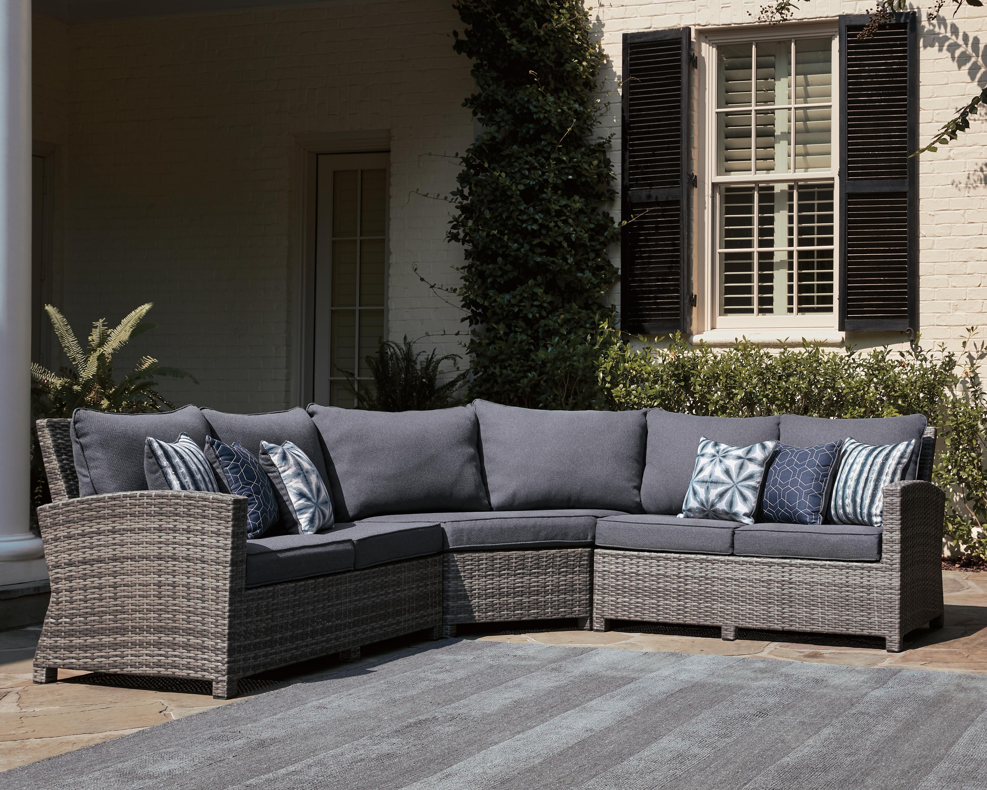 Salem Beach 3-Piece Outdoor Sectional - image 1
