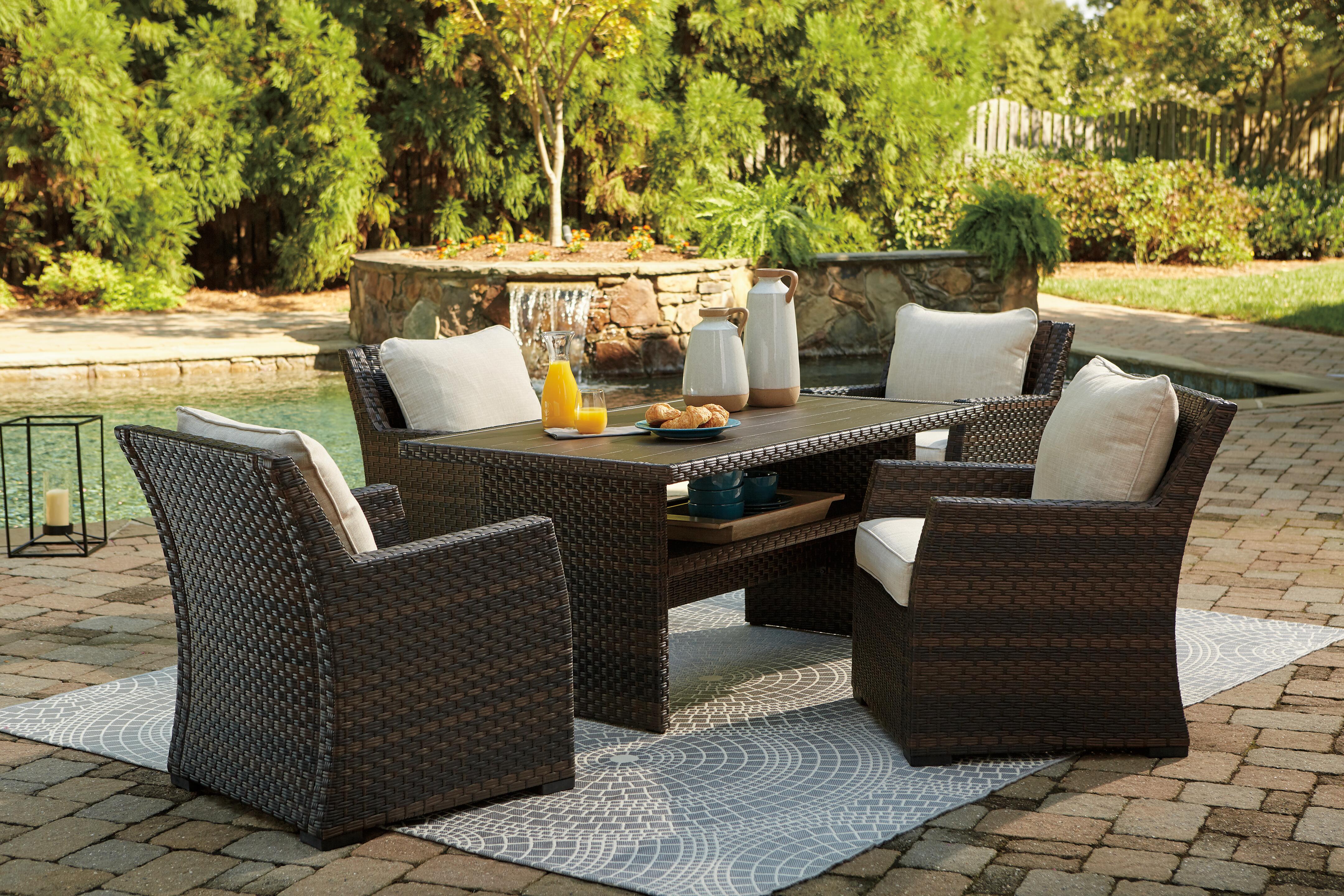 Easy Isle Outdoor Dining Table and 4 Chairs - image 1