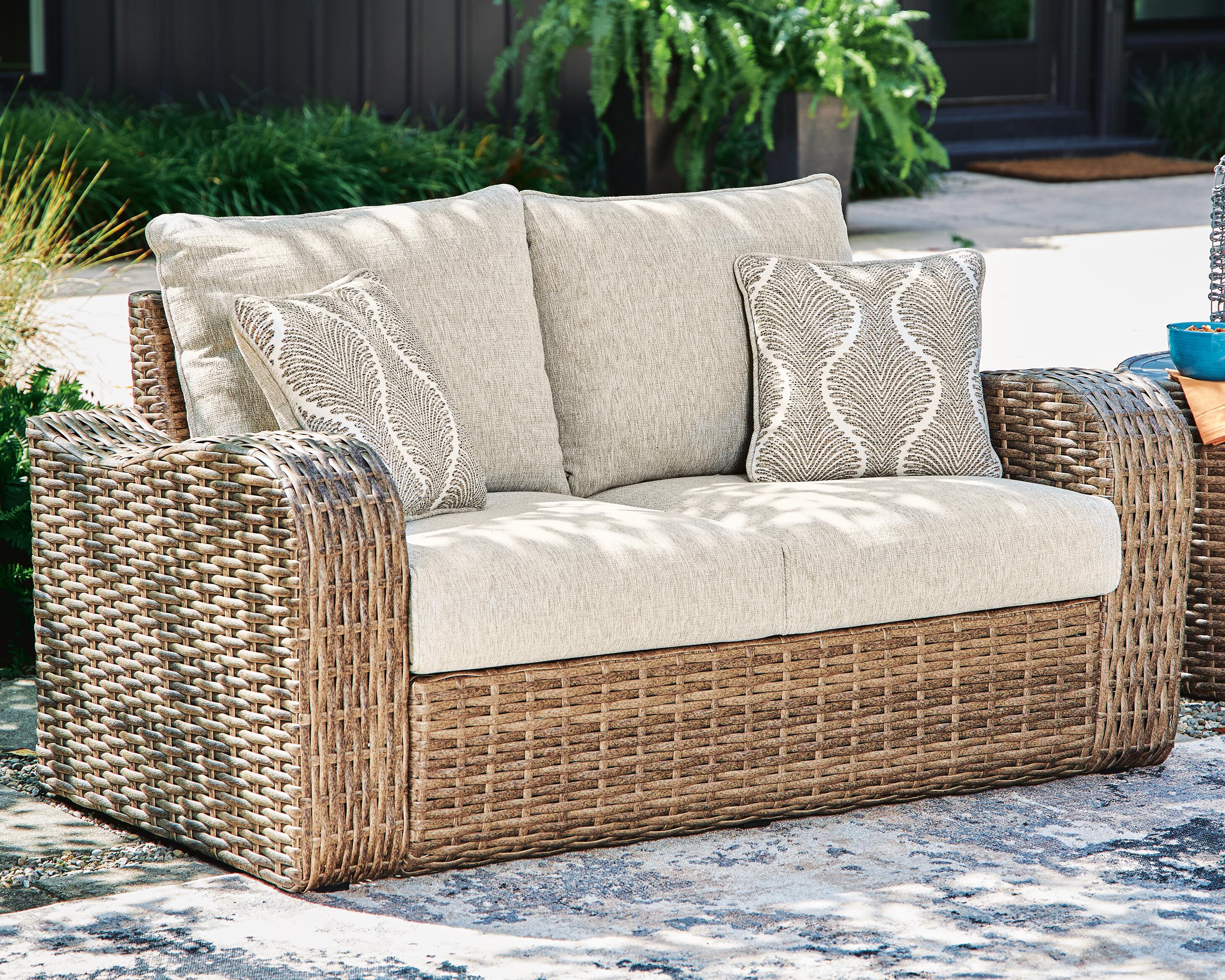 Sandy Bloom Outdoor Loveseat | Ashley