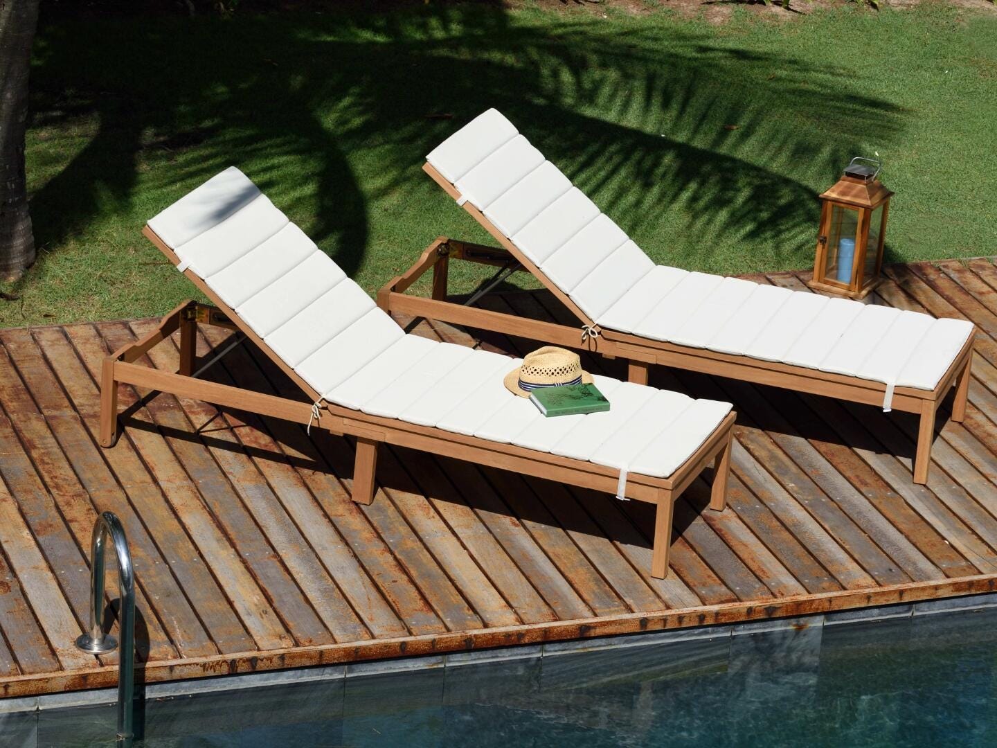 Amazonia Teak Finish Lounger with Light Gray Cushion, , large