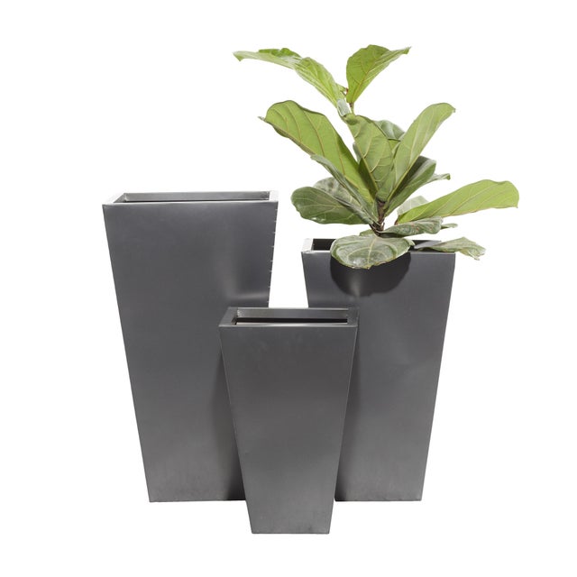 Bayberry Lane Outdoor Tapered Base Planter (Set of 3)