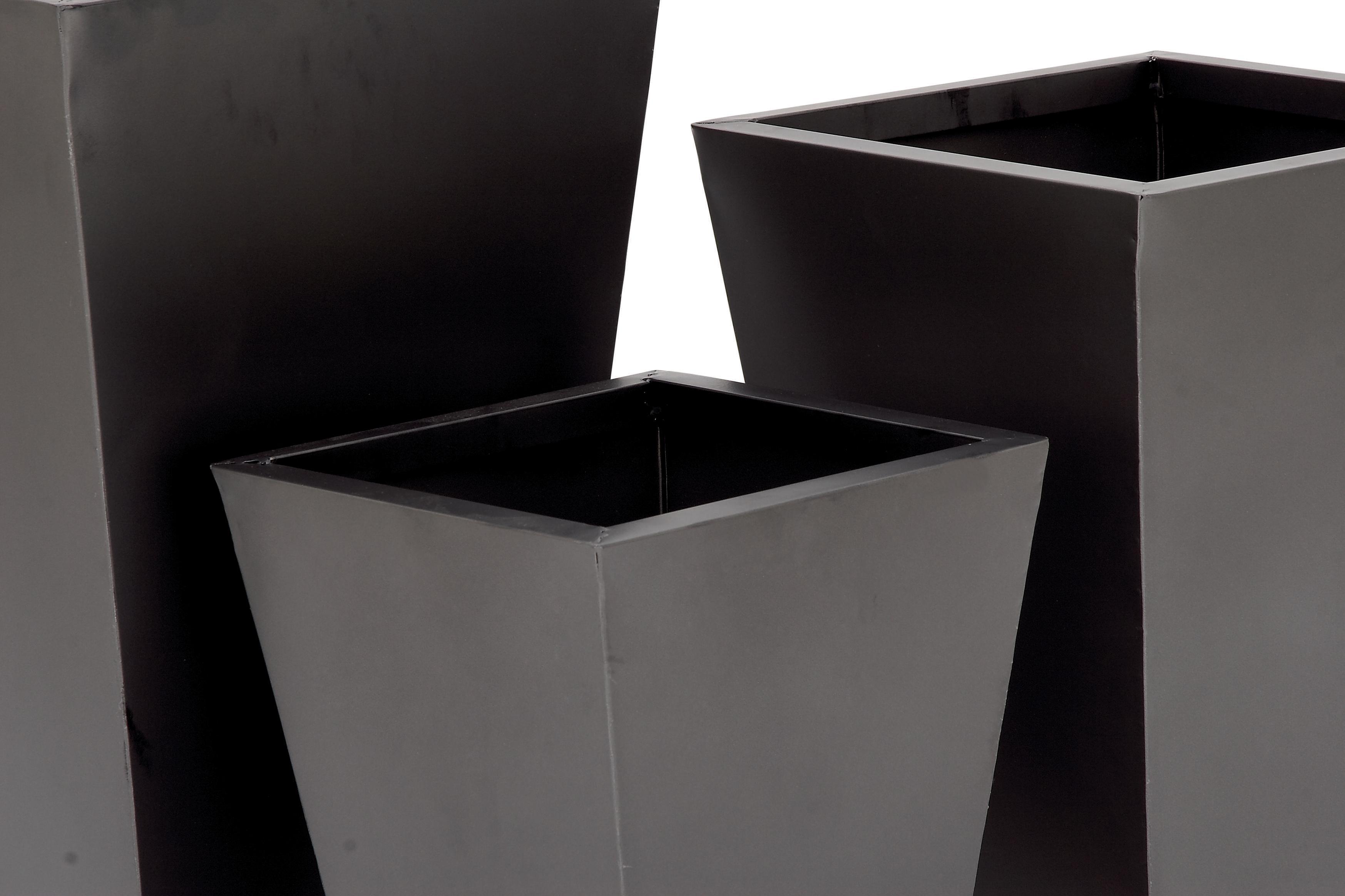 Bayberry Lane Outdoor Tapered Base Planter (Set of 3), , large