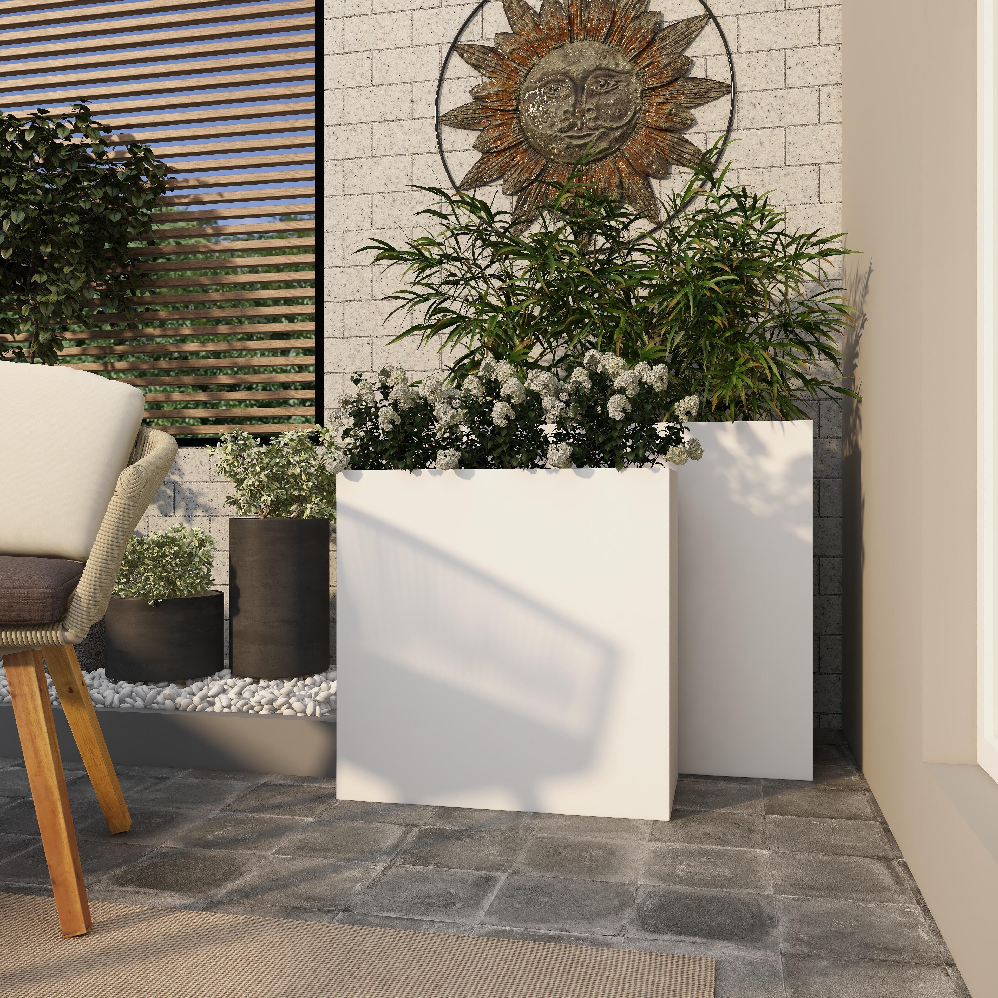 Bayberry Lane Outdoor Planter (Set of 2), White, large