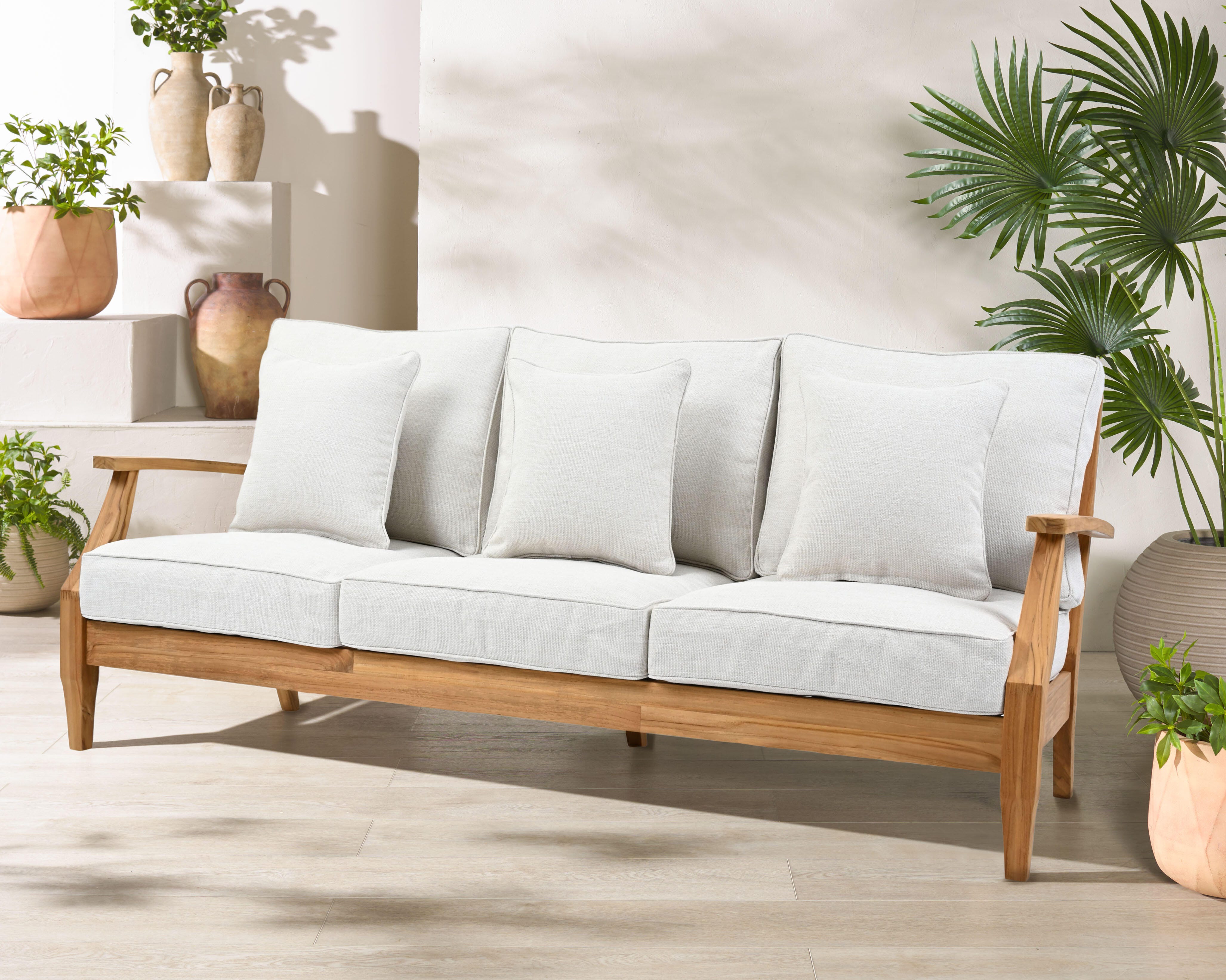 Safavieh Outdoor Sofa, White/Beige, rollover