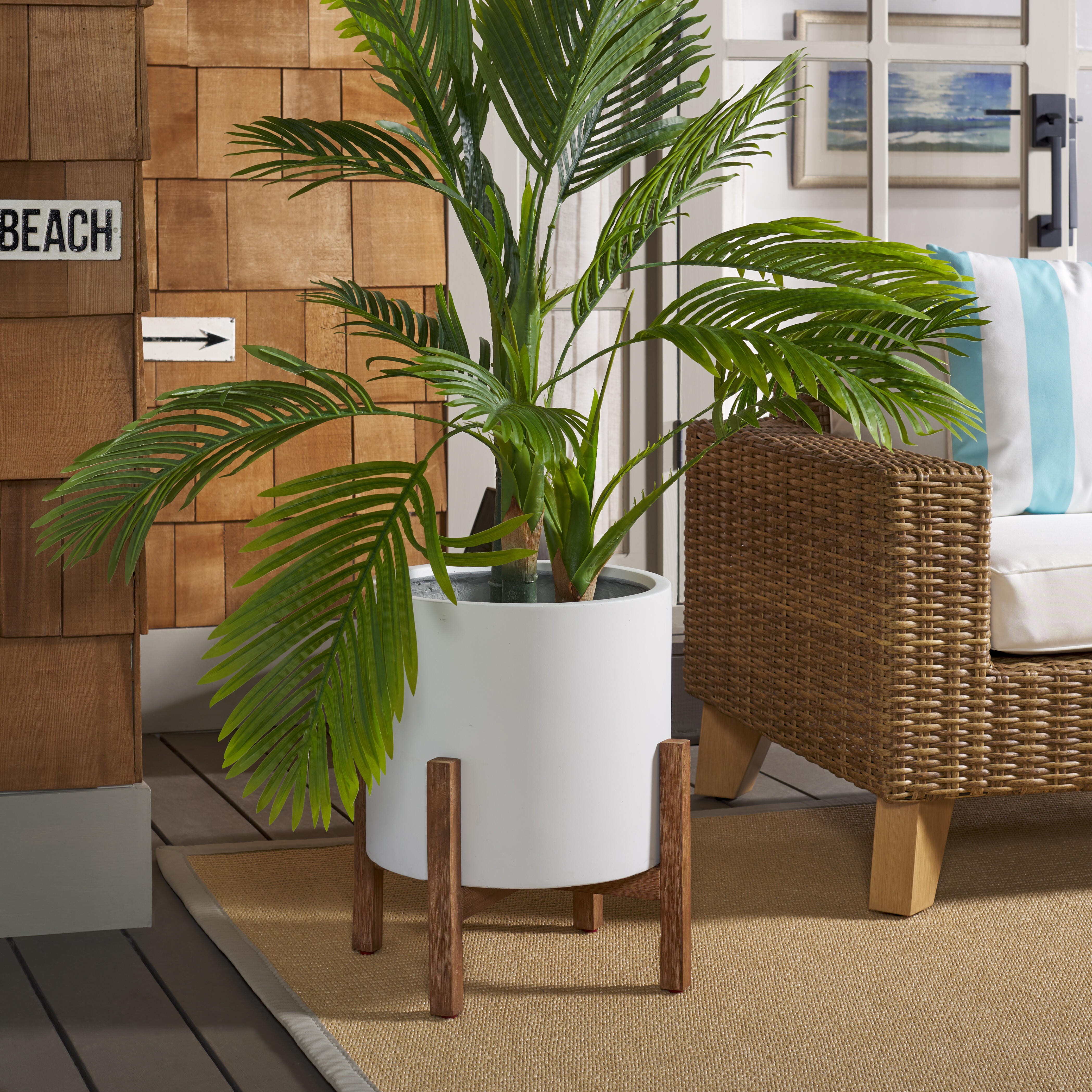 Safavieh Loflen Outdoor Planter, White, rollover