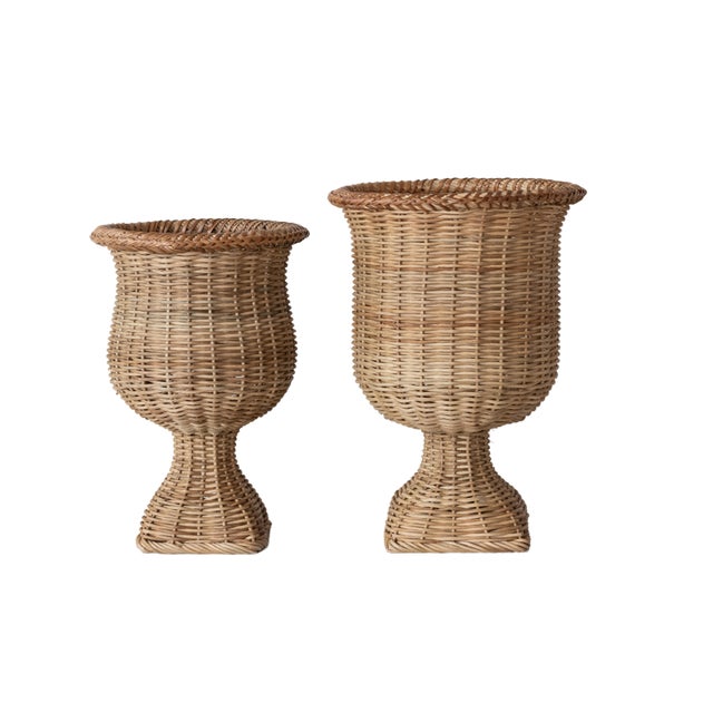 Storied Home Outdoor Garden Planter (Set of 2)