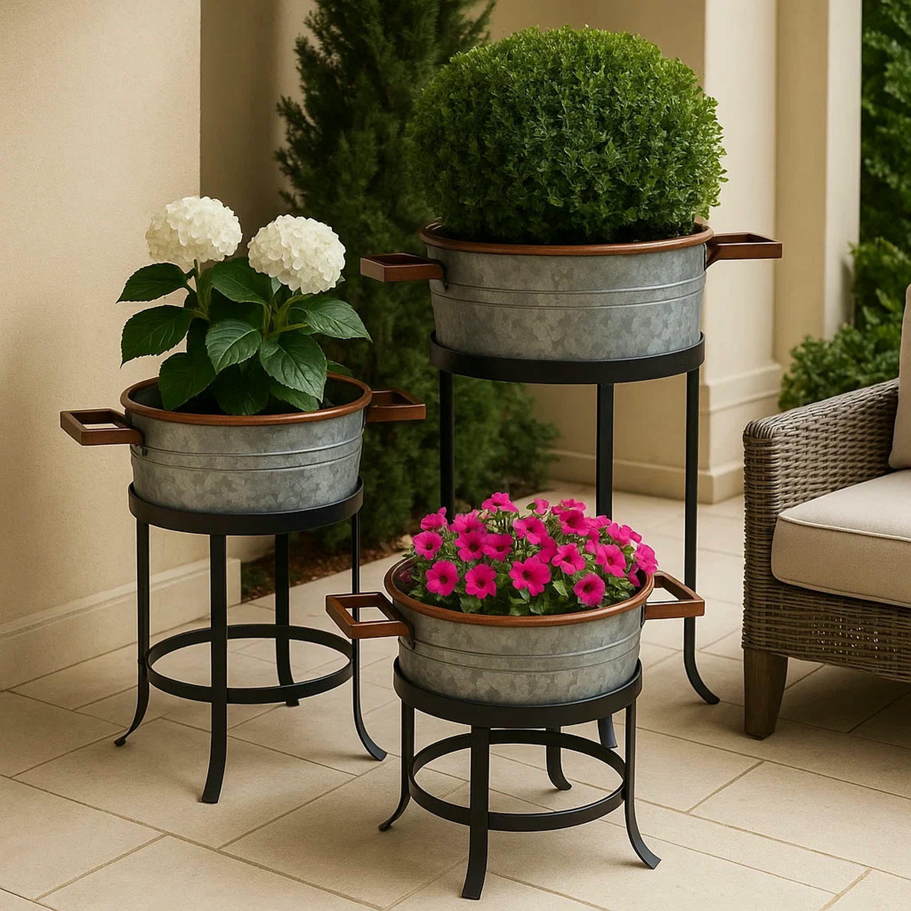 The Urban Port Outdoor Round Planter (Set of 3), , large