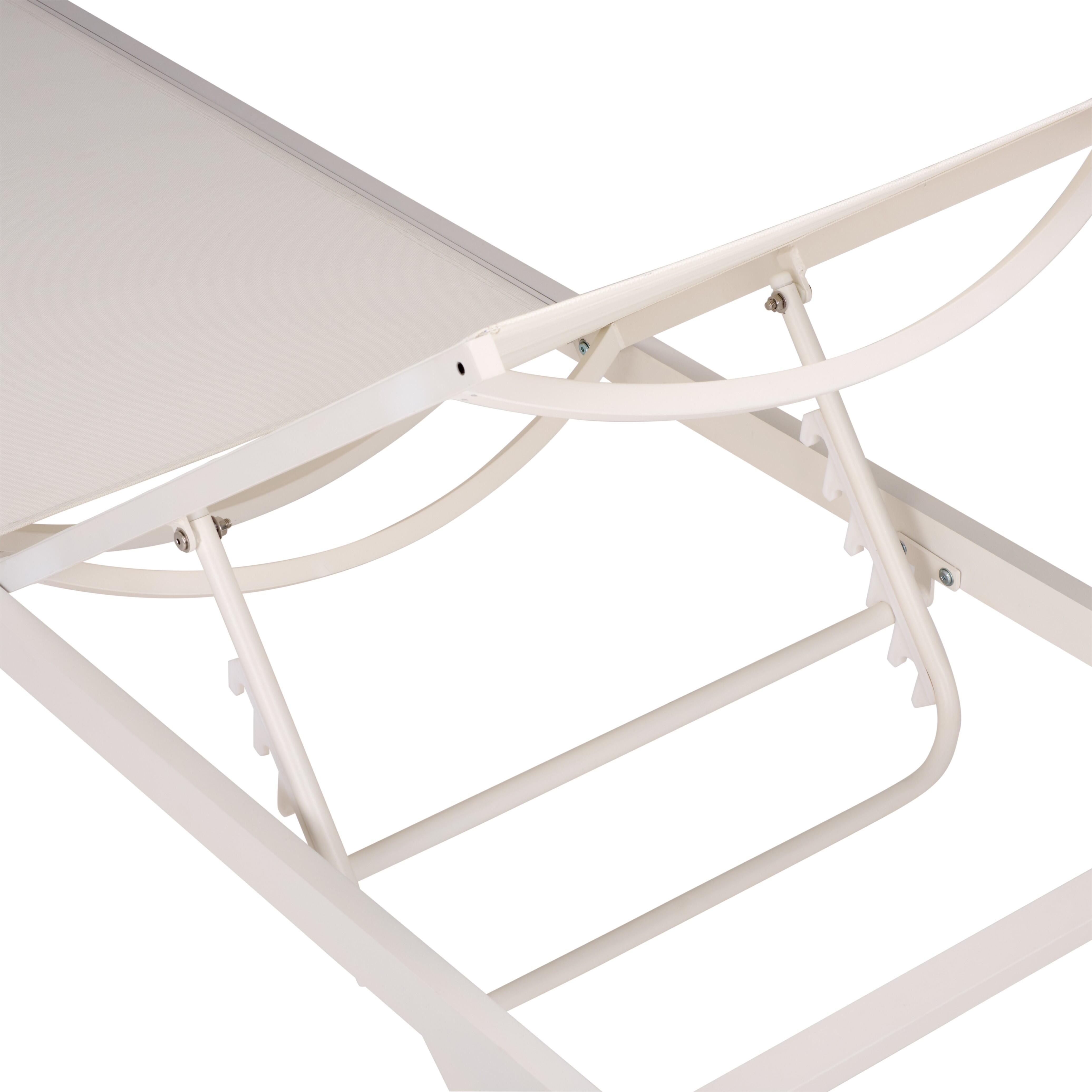 Safavieh Jordan Outdoor Chaise Lounge, White, large