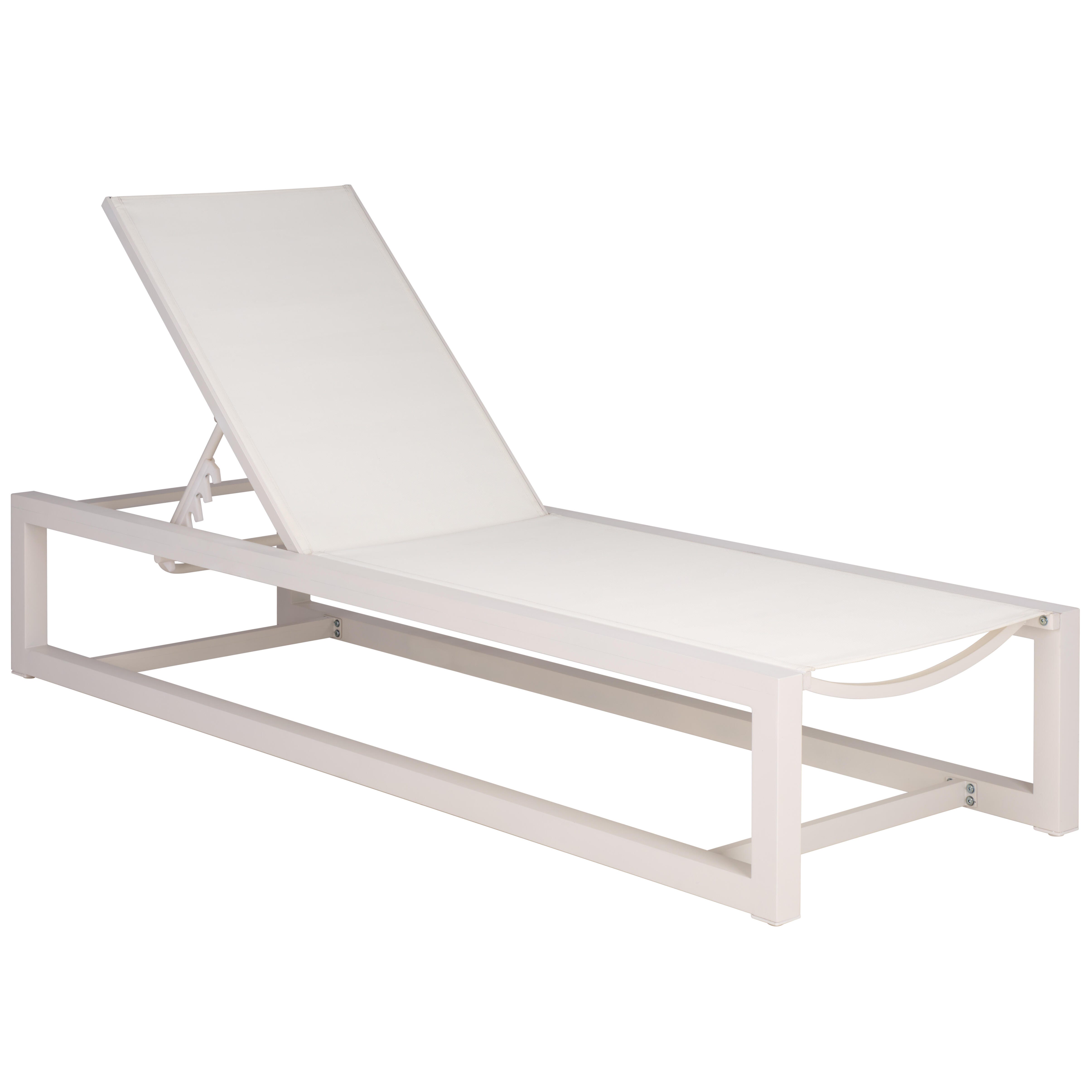 Safavieh Logan Outdoor Chaise Lounge, White, large