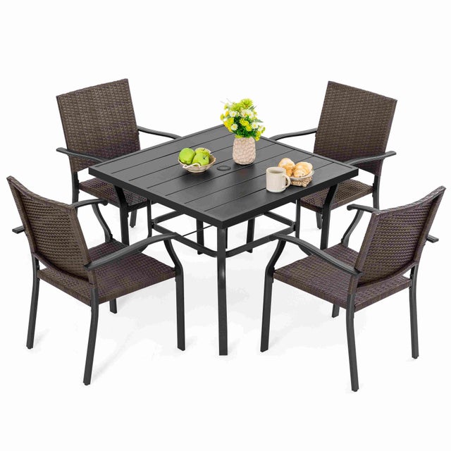 Nuu Garden Outdoor Dining Table and 4 Chairs