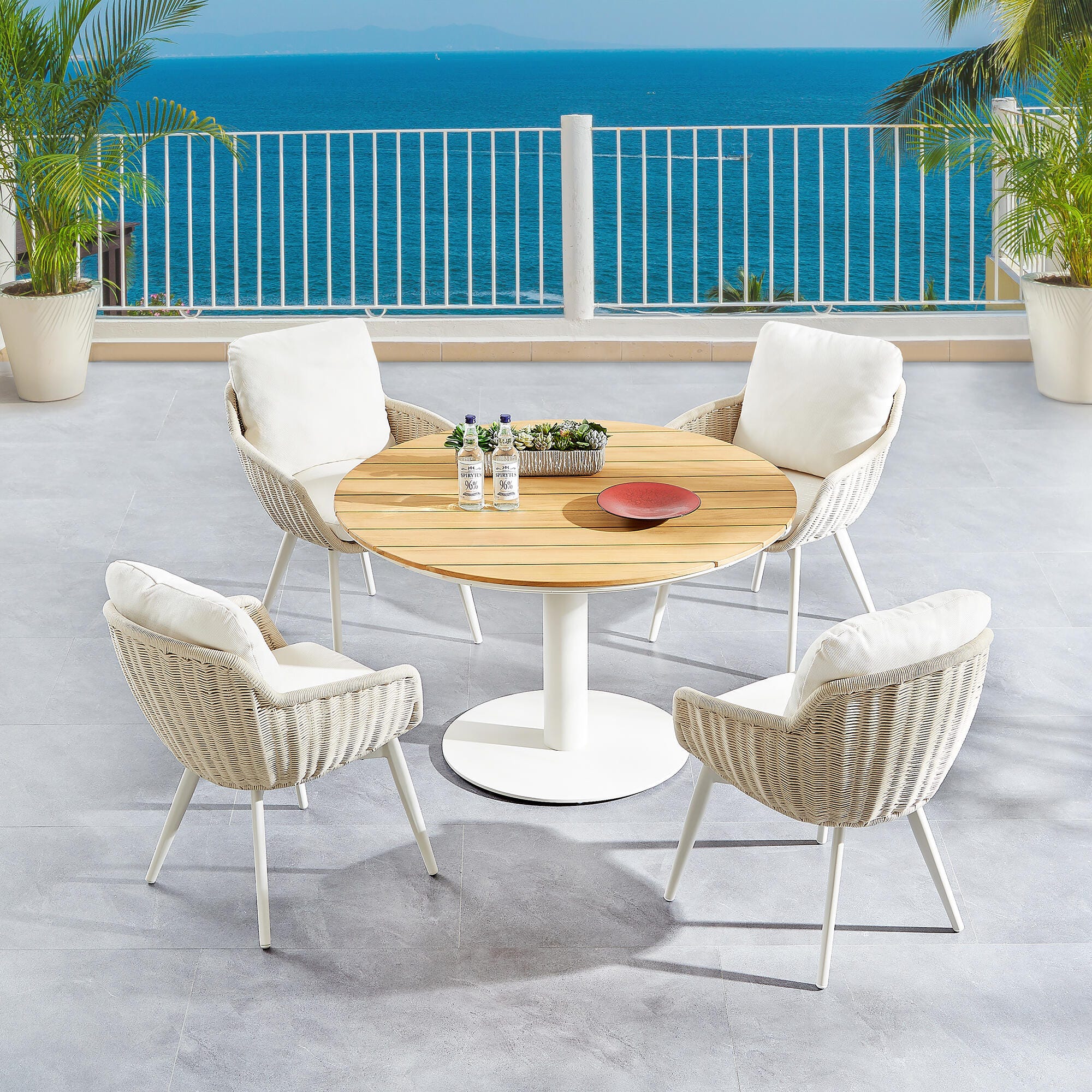 A-Eco Living Outdoor Dining Table with 4 Chairs