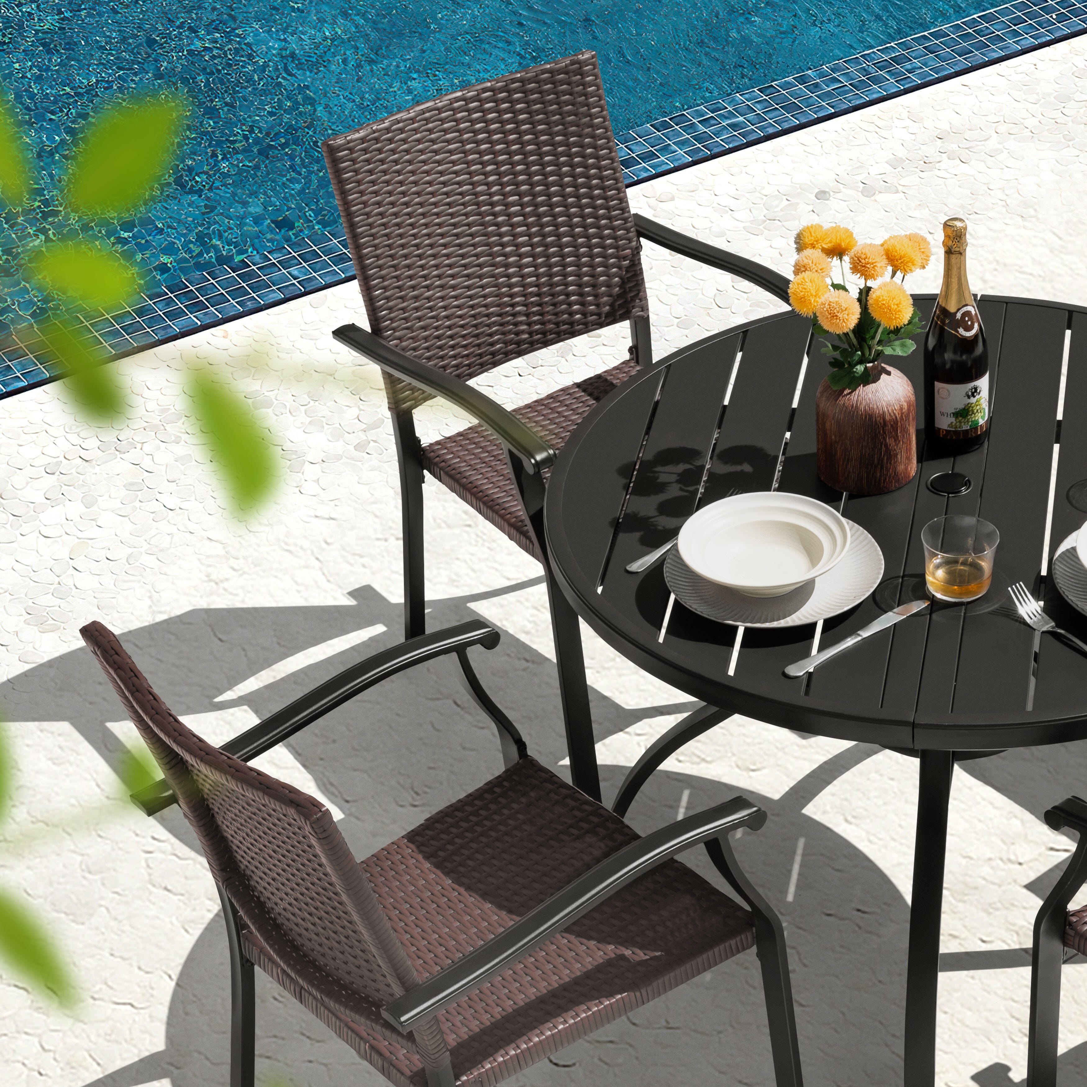Nuu Garden Outdoor Dining Table and 4 Chairs, , large