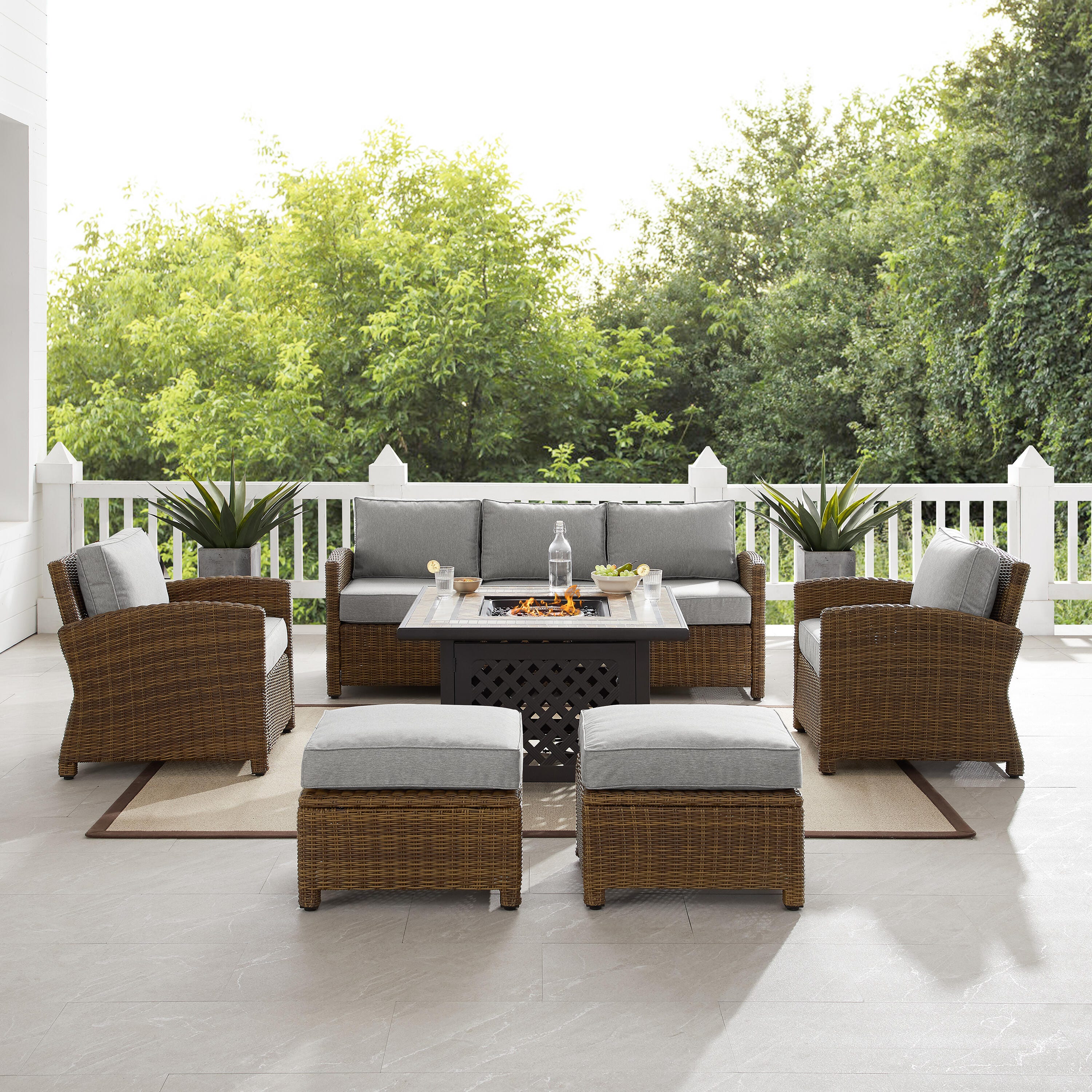 Bradenton 6-Piece Outdoor Conversation Set with Fire Pit Table