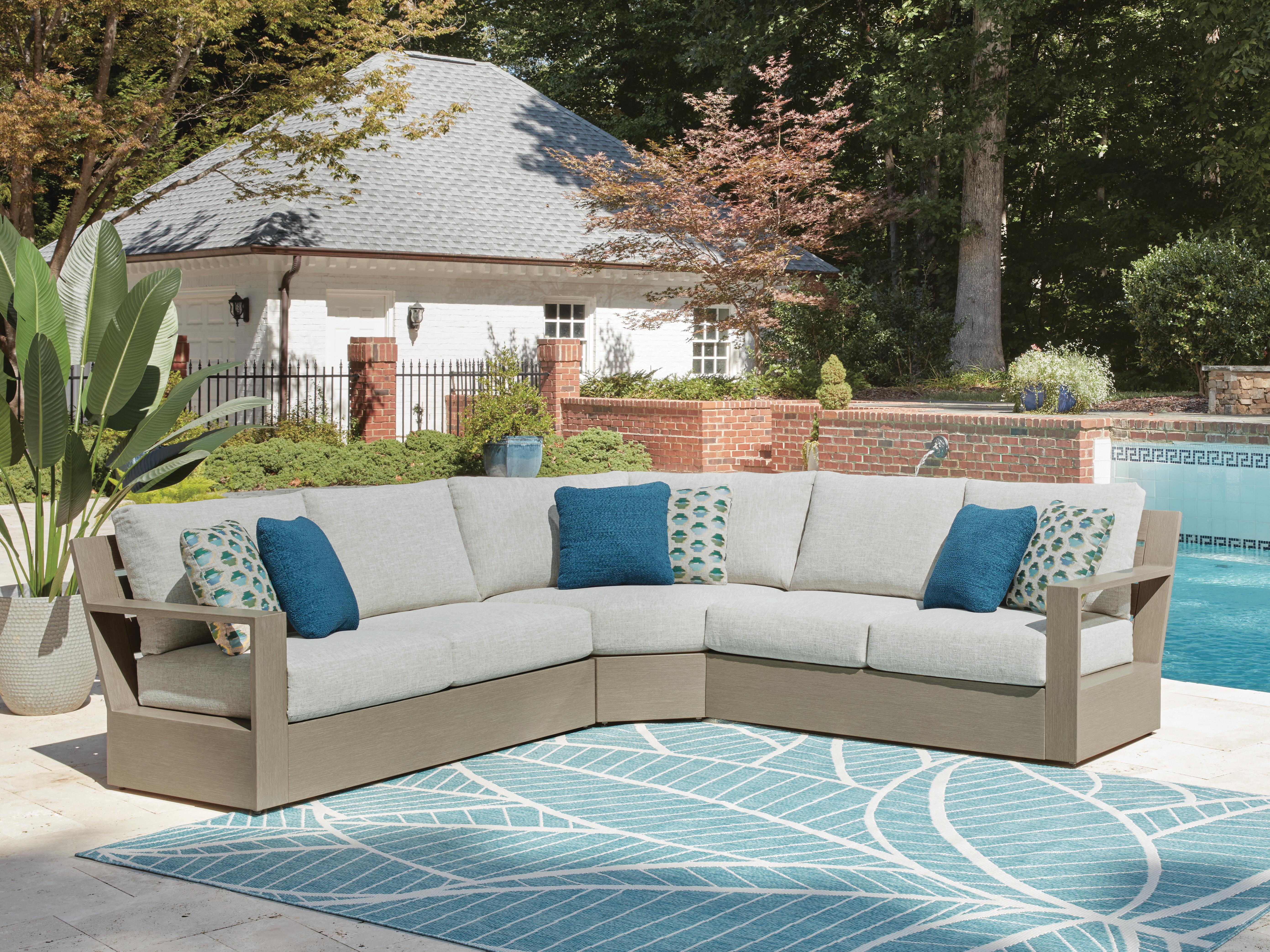 Kimpton Isle 3-Piece Outdoor Sectional - image 1