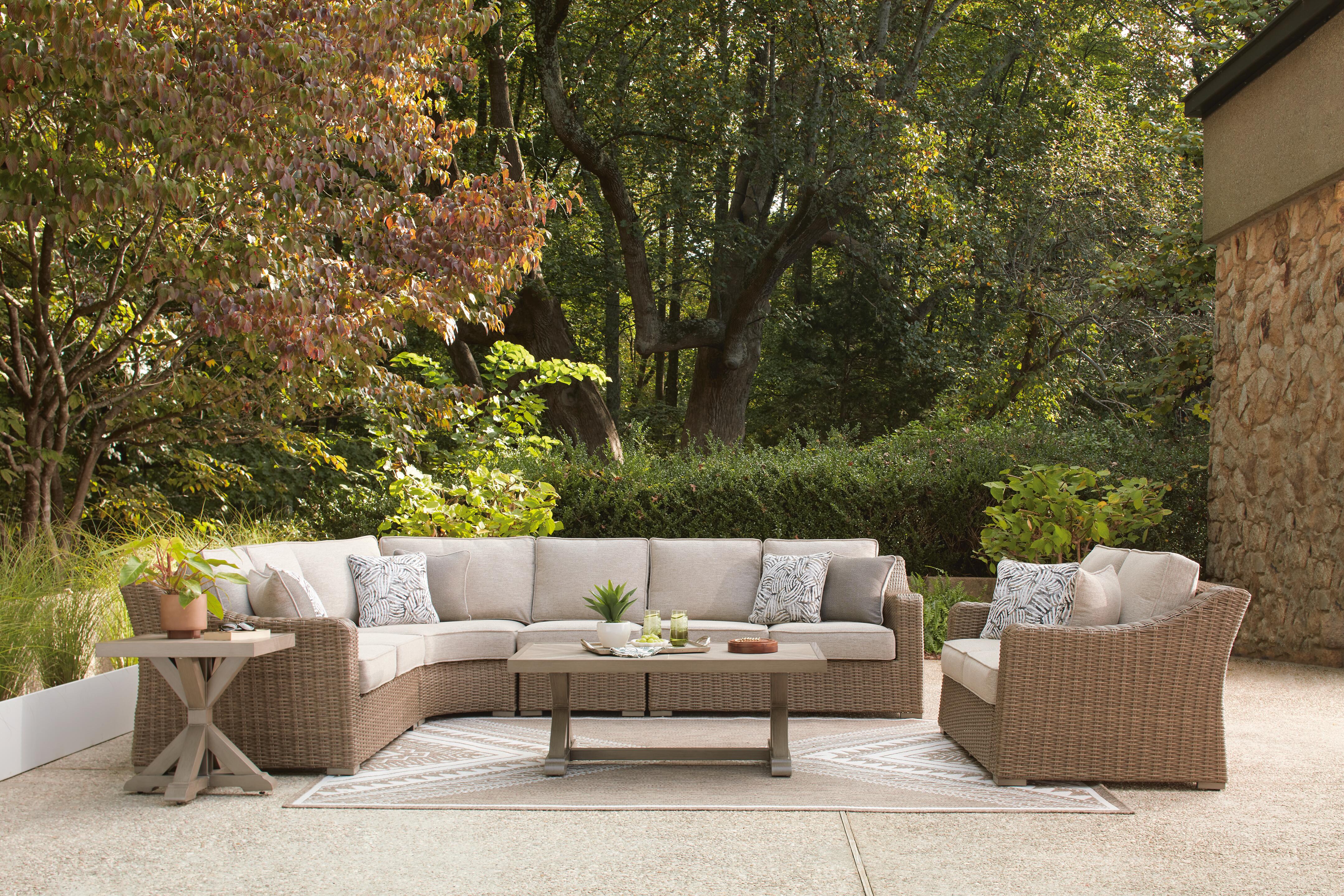 Revare Beach 4-Piece Outdoor Sectional, , rollover