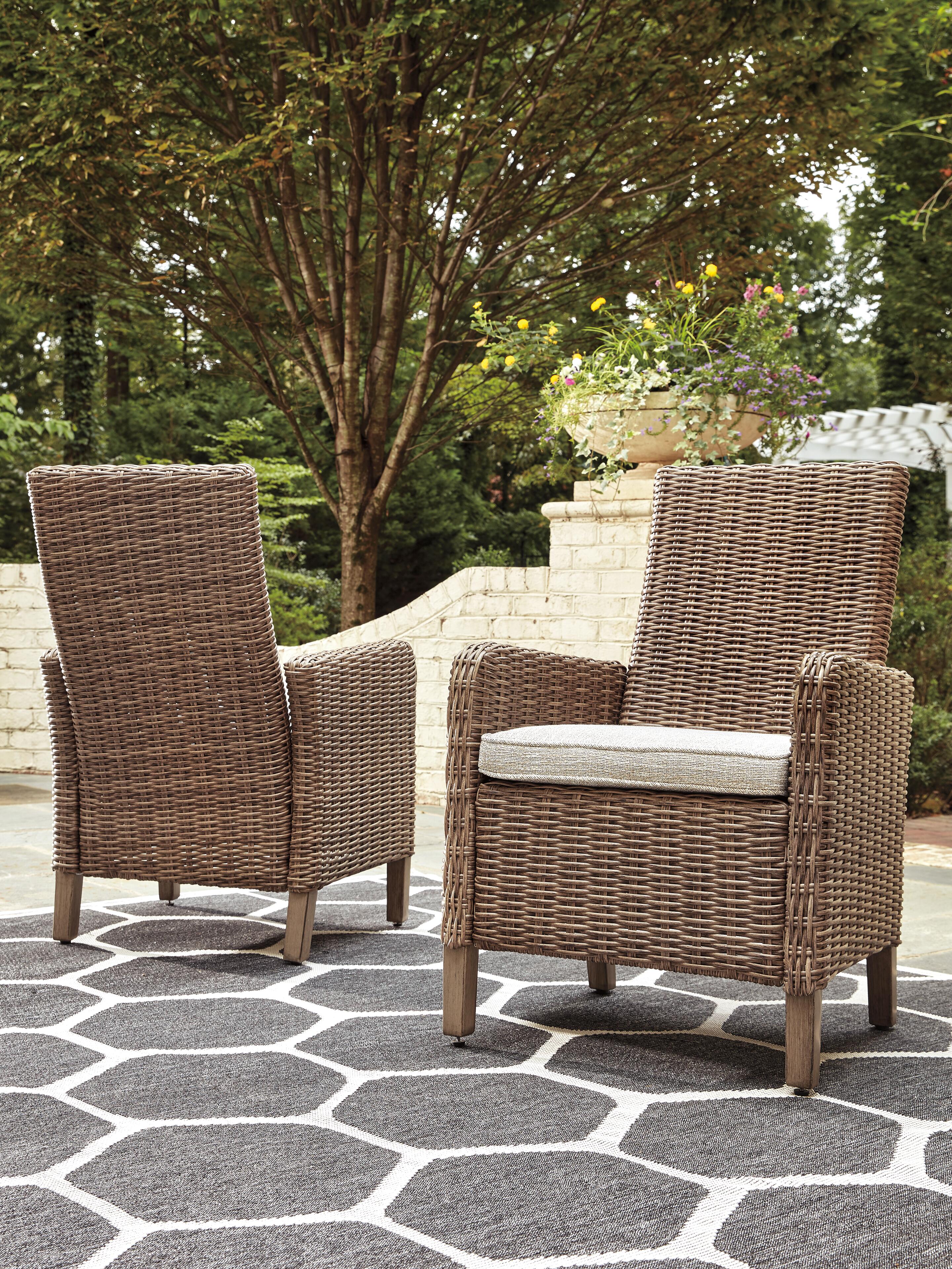 Sillón de exterior Beachcroft con cojín (juego de 2) - image 5