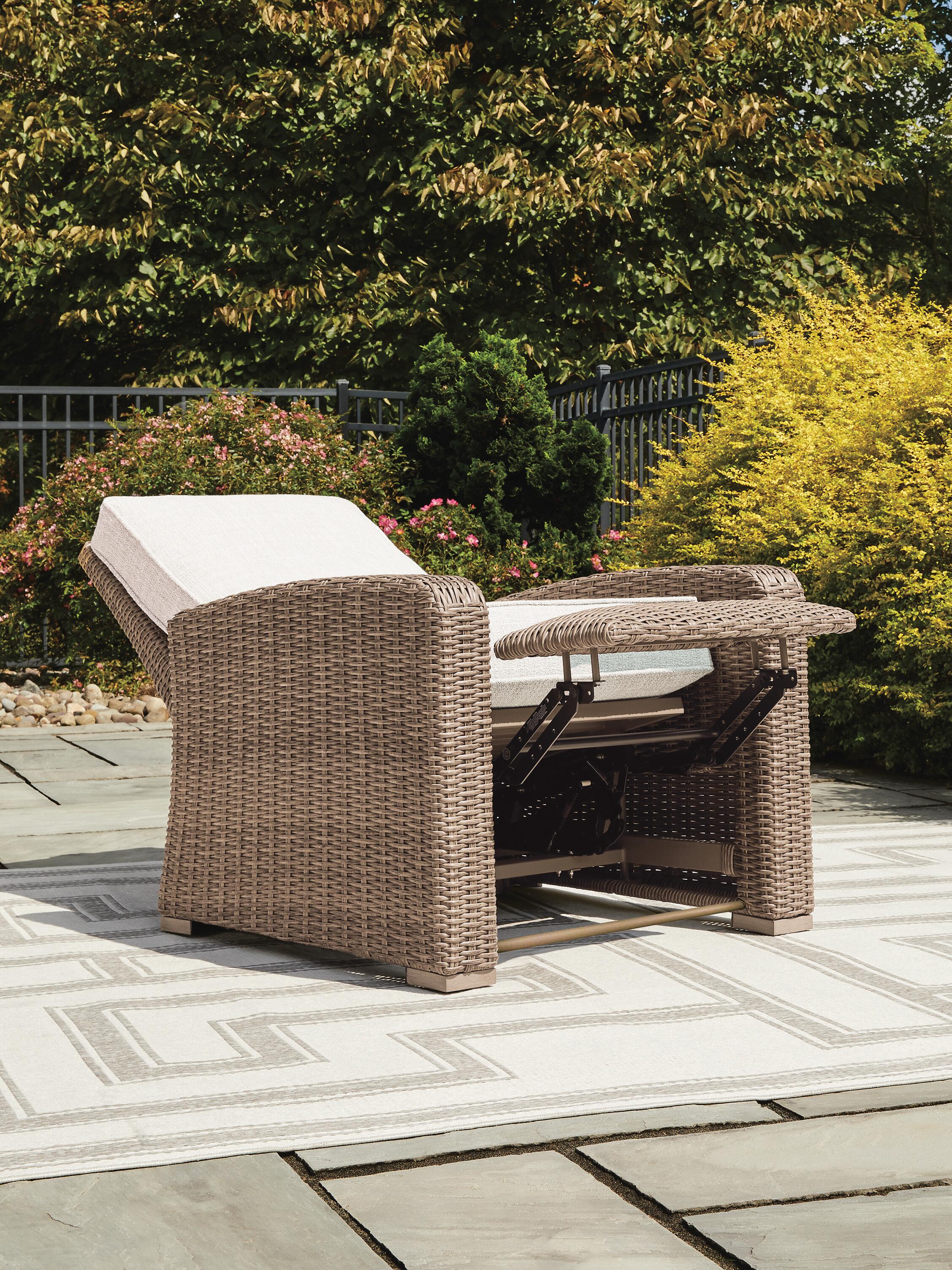 Beachcroft Outdoor Recliner - image 7